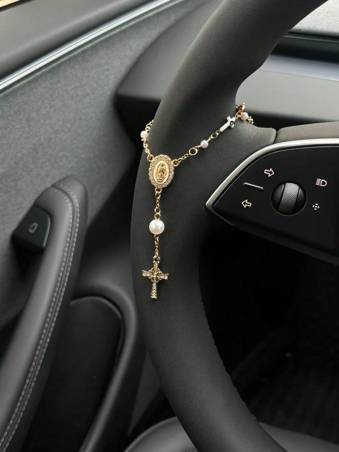 1pc Steering Wheel Rosary Ornament| Rosary Car Pendant Accessory| Car Decor| Car Pendant| Unique Fashion Car Pendant Decoration
