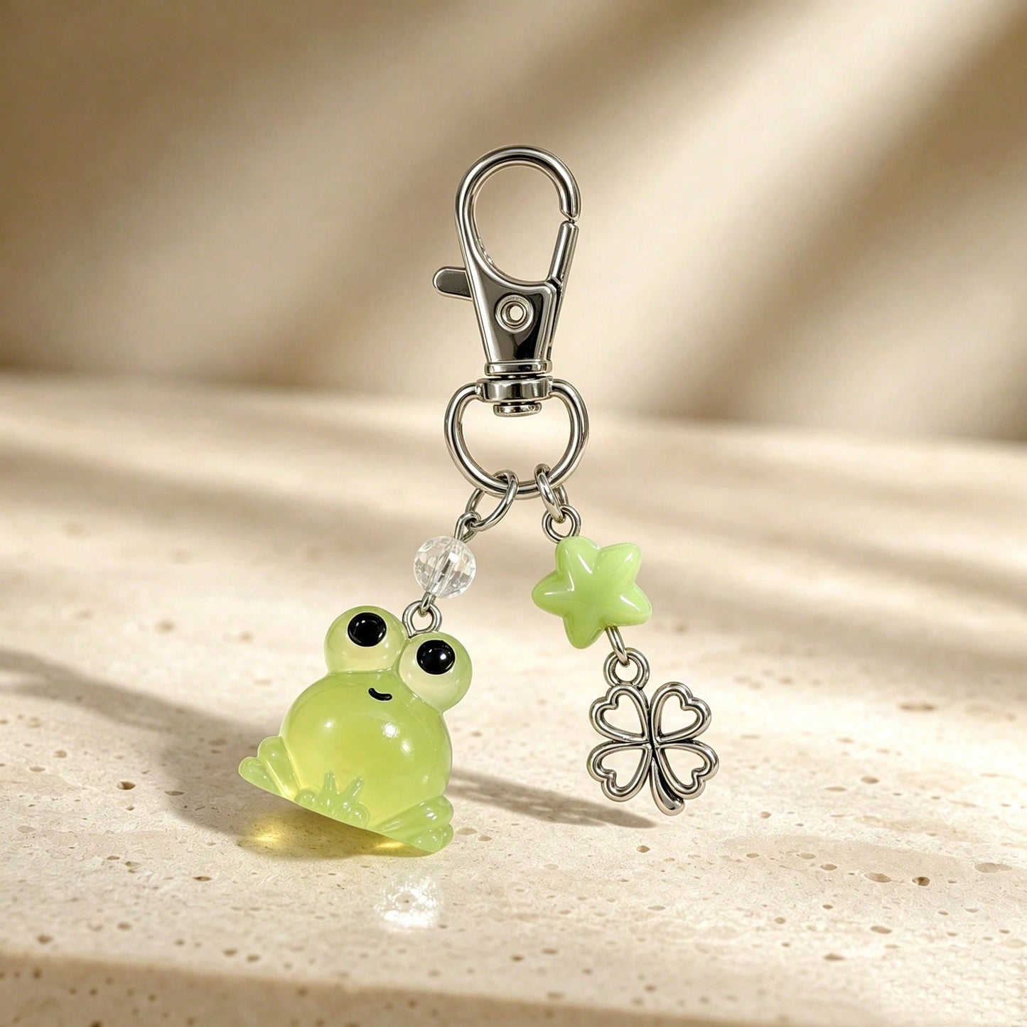 1pc Unisex Resin Glow-In-The-Dark Cat Animal Pendant Alloy Four-Leaf Clover Keychain Cute Cartoon Bag Charm