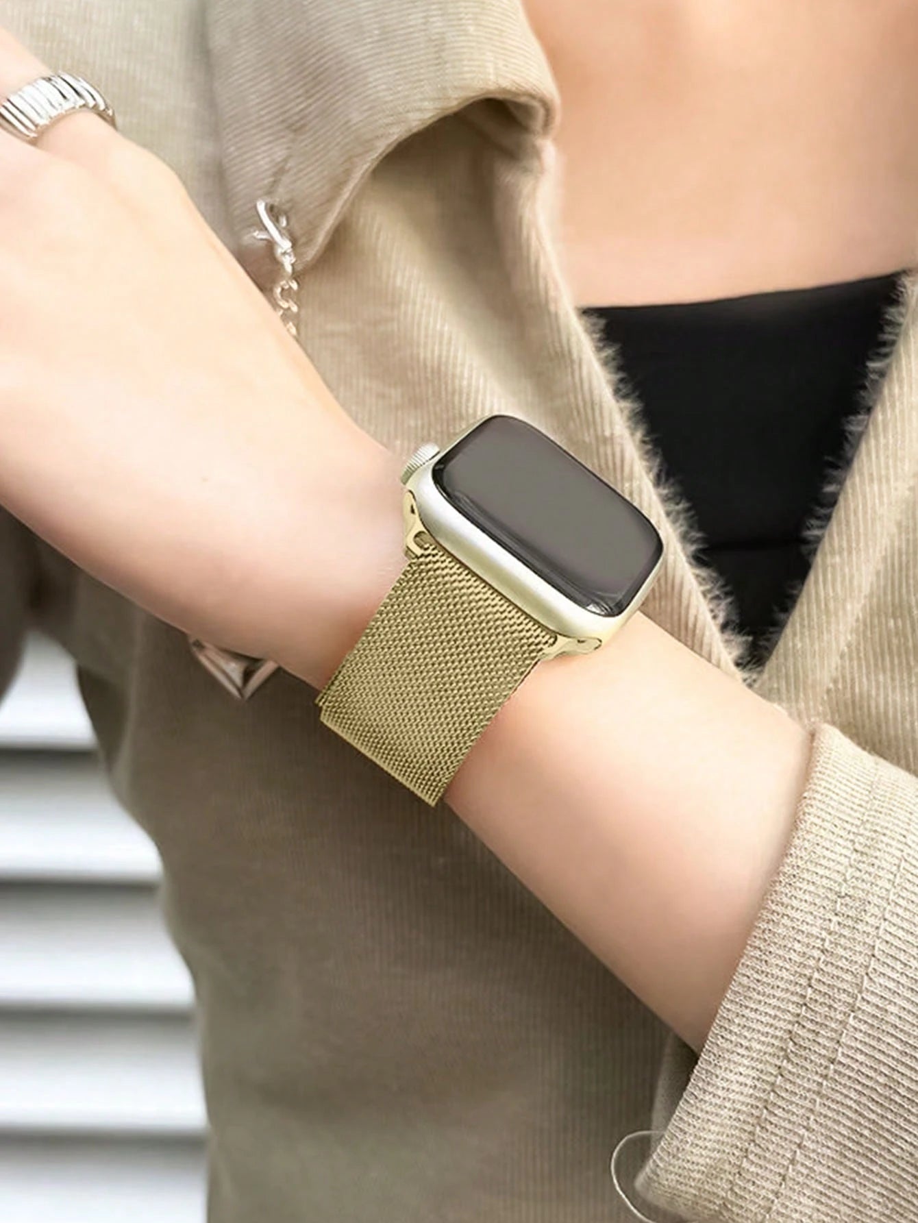 1pc Unisex Stainless Steel Milanese Loop Magnet Strap Compatible With 45/49/38/40/41/42/44 Mm Apple Watch Series 1/2/3/4/5/6/7/8/se