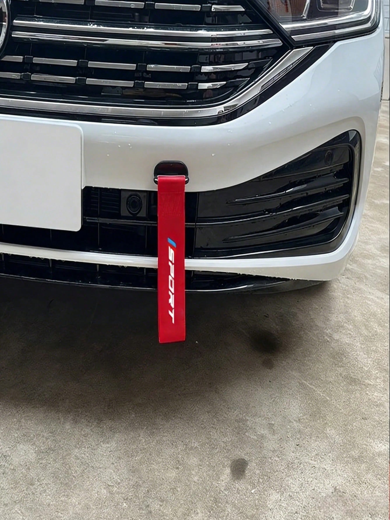 1pc Universal Car Sport Style Tow Strap Decor- High-Strength Nylon Webbing, "SPORT" Print Design, Easy Installation, Suitable For Most Car Front Bumper Grilles, Eye-Catching Appearance Modification A