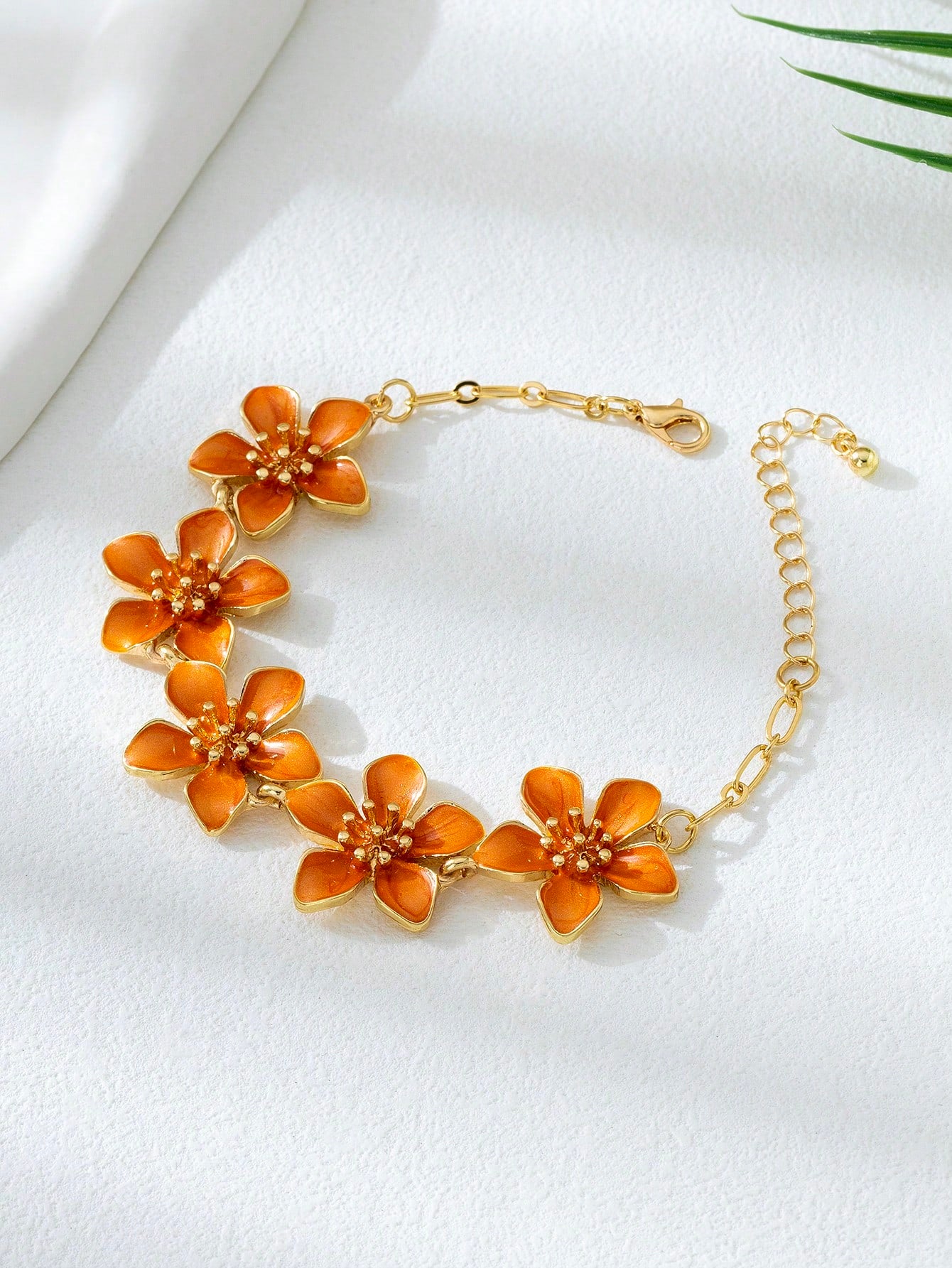 1pc Vacation Style Fresh & Energetic Retro Vibe Dopamine Orange Floral Charm Anklet, Suitable For Holiday/Travel/Date/Daily Wear, Elegant Ladies Jewelry