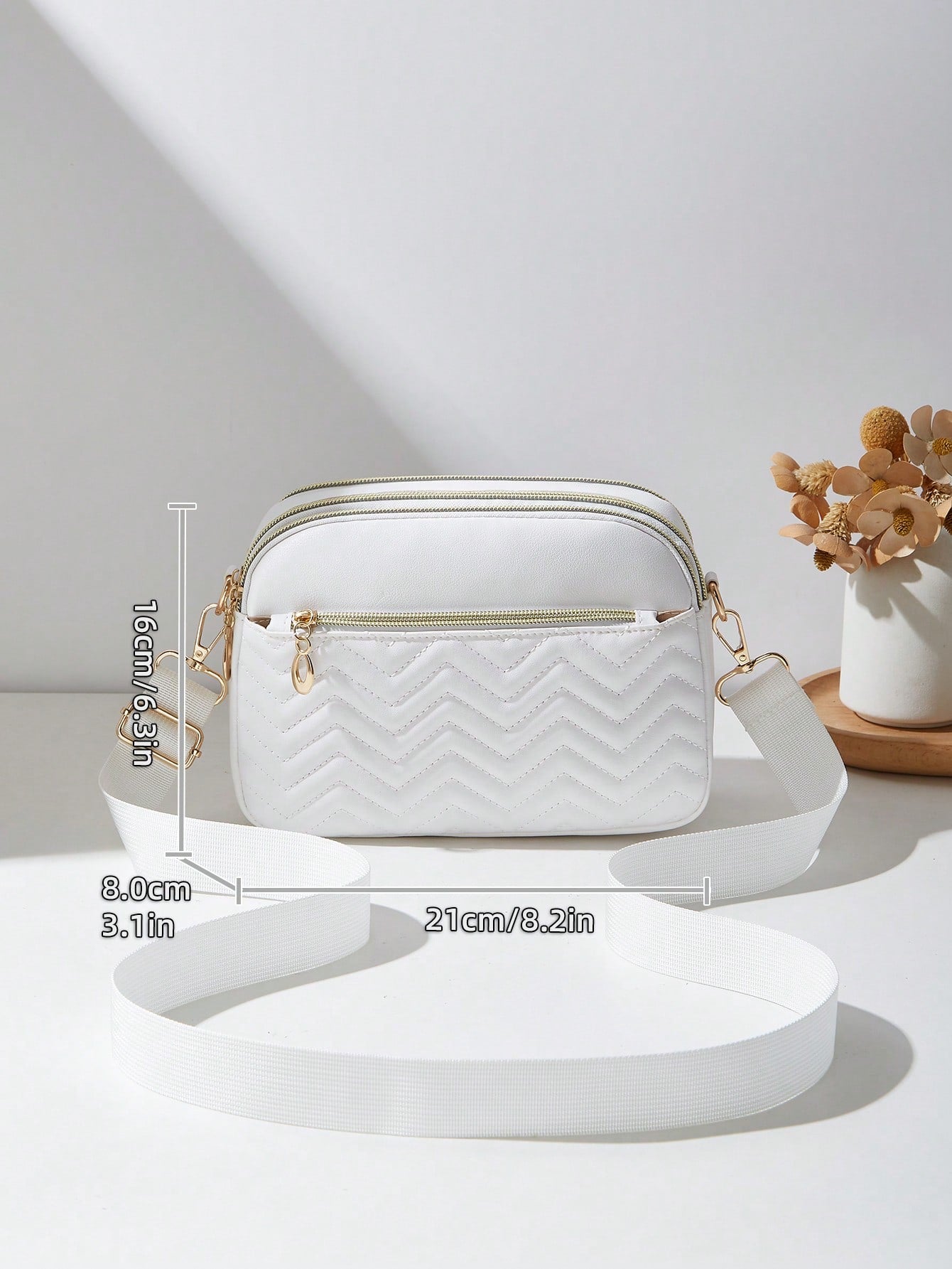 1pc Women's Casual Commuter Crossbody Bag, Solid Color Personalized Fashion Wavy Pattern, Comfortable Handheld And Shoulder Strap, Aesthetic