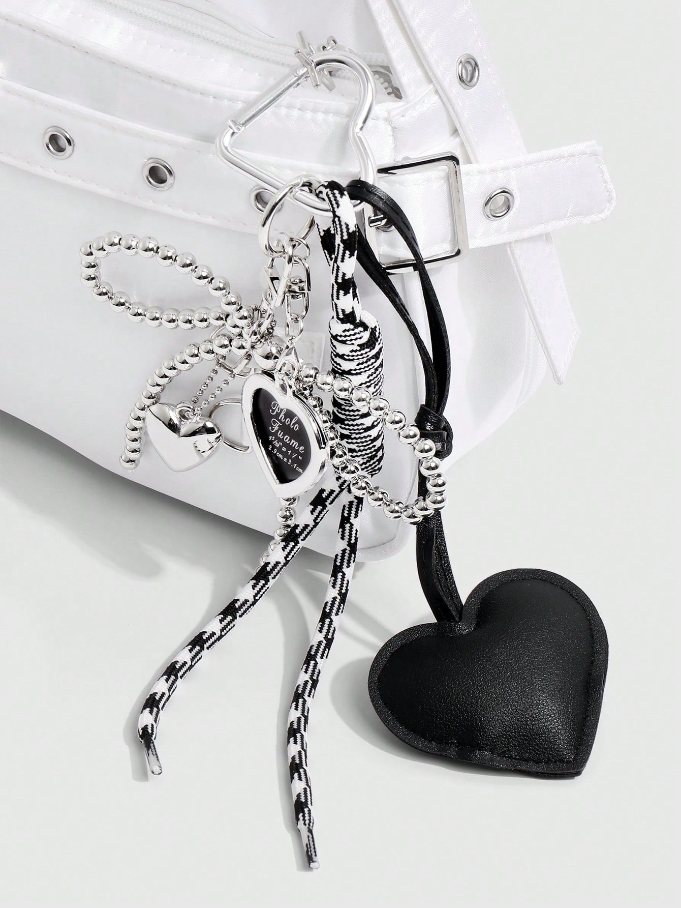 1pc Y2K Luxury Gothic Style Handmade Beaded Silver CCB Bow, Drip Oil Leather Heart Braided Rope Key Chain, Bag Pendant, Suitable For Women/Ladies Daily Wear, Holiday Gift Bridesmaid Gifts Bows