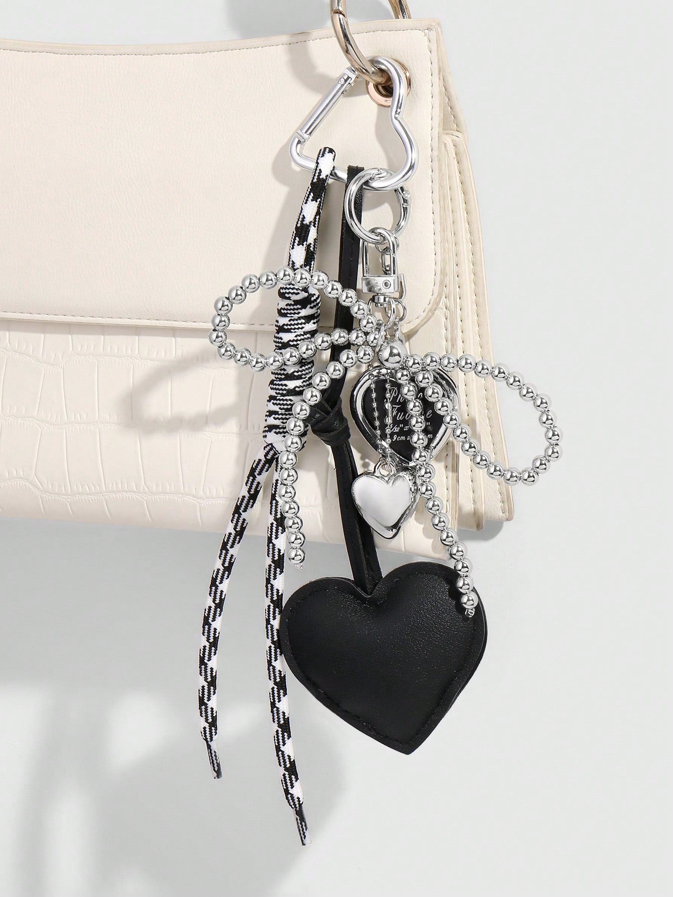 1pc Y2K Luxury Gothic Style Handmade Beaded Silver CCB Bow, Drip Oil Leather Heart Braided Rope Key Chain, Bag Pendant, Suitable For Women/Ladies Daily Wear, Holiday Gift Bridesmaid Gifts Bows