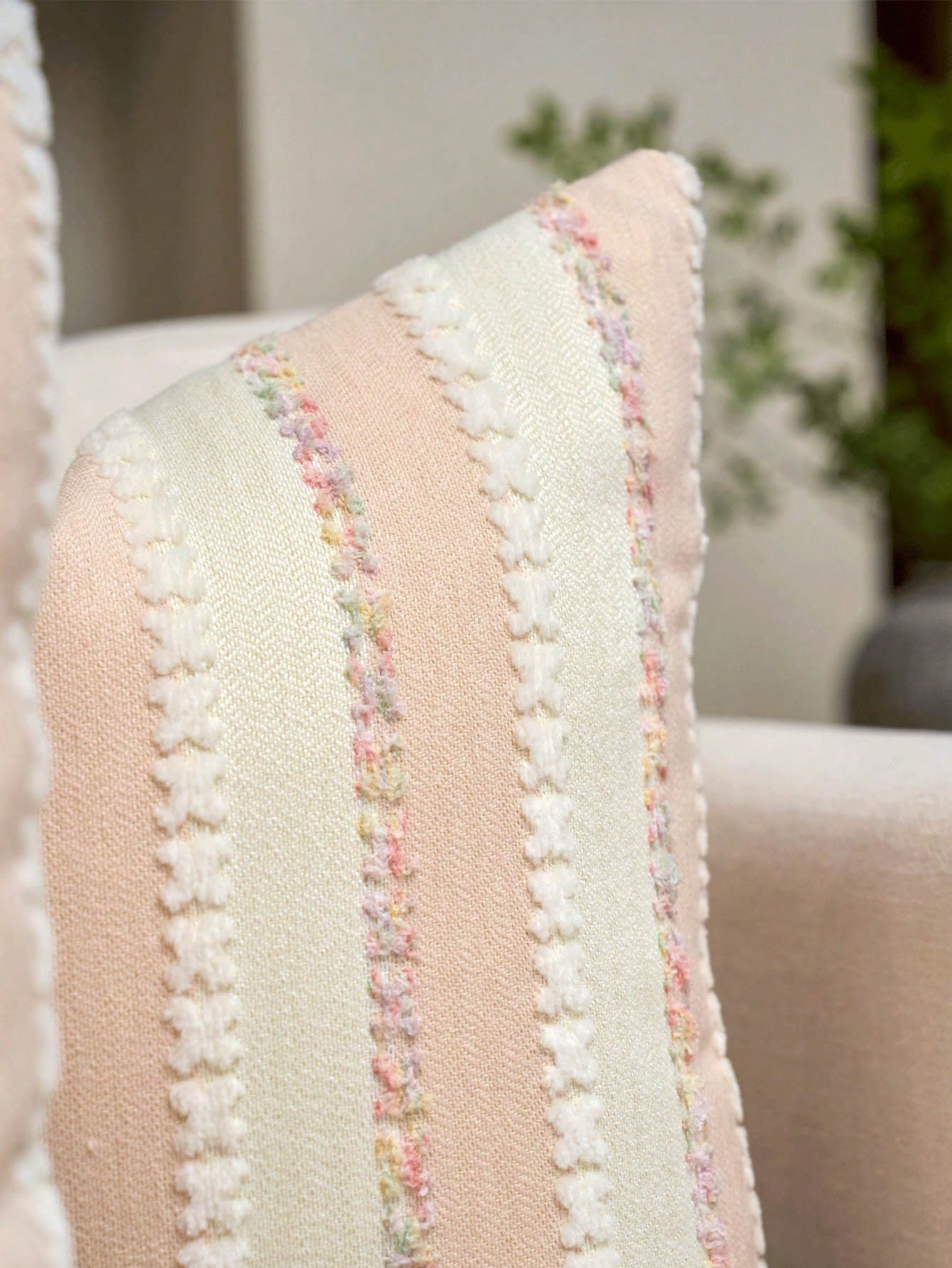 1PS/2PS Pillow Case Without Pillow Insert, Lotus Root Powder Color Striped Pattern, Healing Style, Natural Wood & Creamy Tone (Light French Country + Wabi-Sabi Soft Style), Chenille + Linen Woven Deco