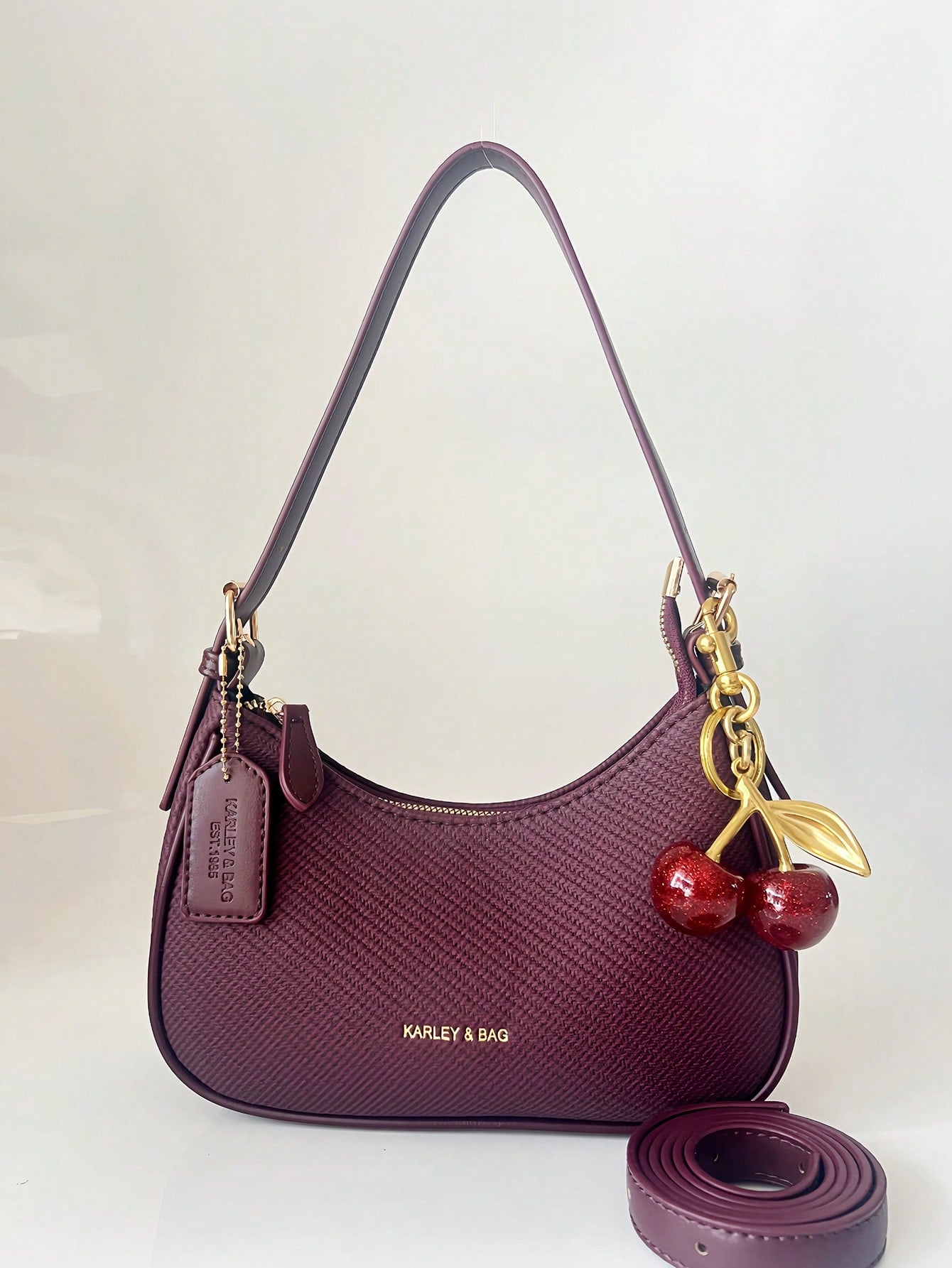 2025 New Fashion Classic Wild Alphabet Pattern Decoration Design Pure Color PU Waterproof Fabric Shoulder Bag Moon Bag, Suitable For Shopping, Can Be Obl