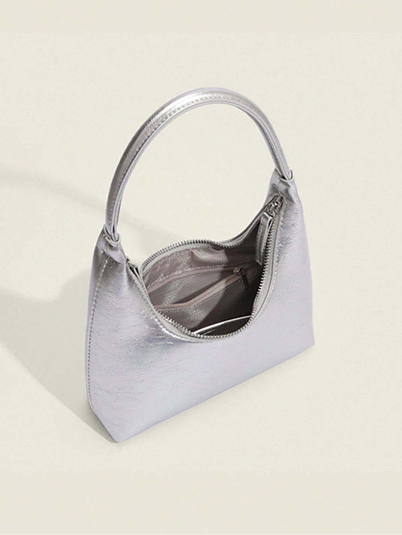 2026 New Silver Cute Mini Handbag, Women's Shoulder Bag, Fashionable And Simple Commuting Bag, Daily Travel Charm, Versatile And Casual Armpit Bag