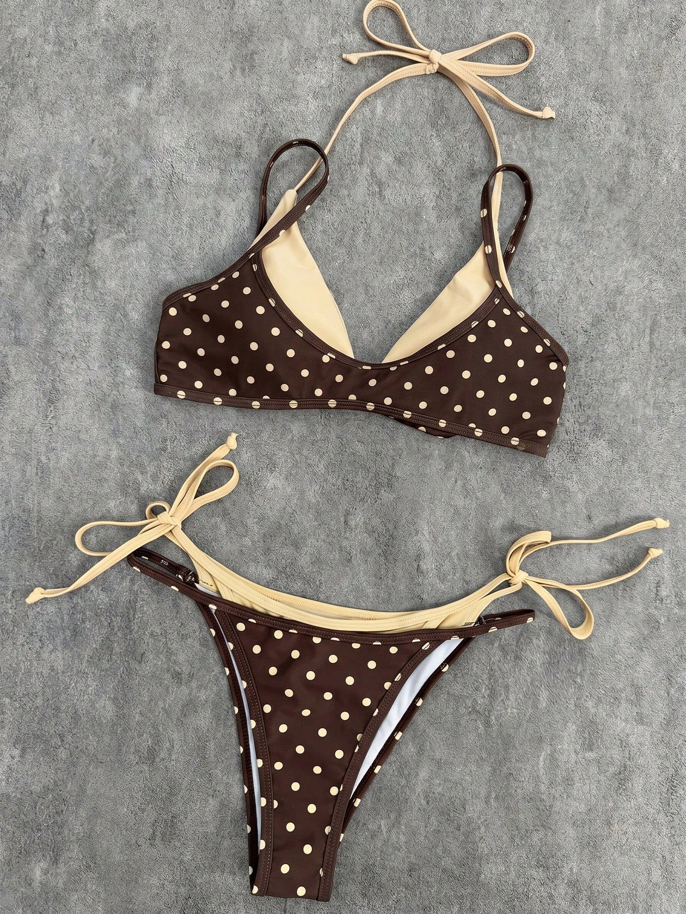 2026 Women's Swimwear Set, Polka Dot Contrast Color Halter Sexy Backless Bikini Top And Thong Bottom, Suitable For Valentine's Day, Beach, Resort, Outdoor Vacation Summer, Modern Retro