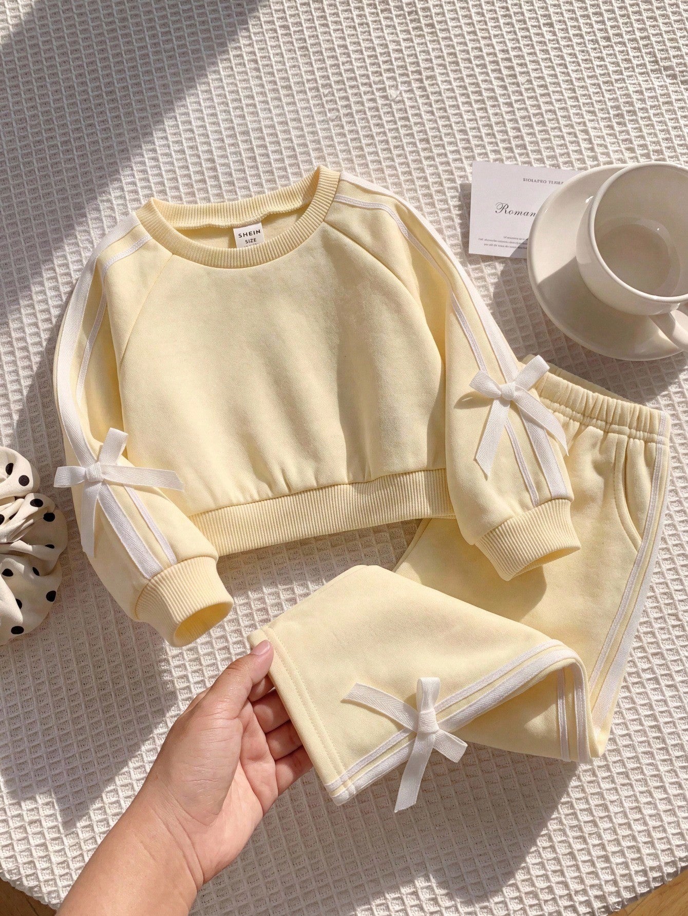 2pcs Baby Girl Solid Color Knitted Bow Sweatshirt And Leggings Set