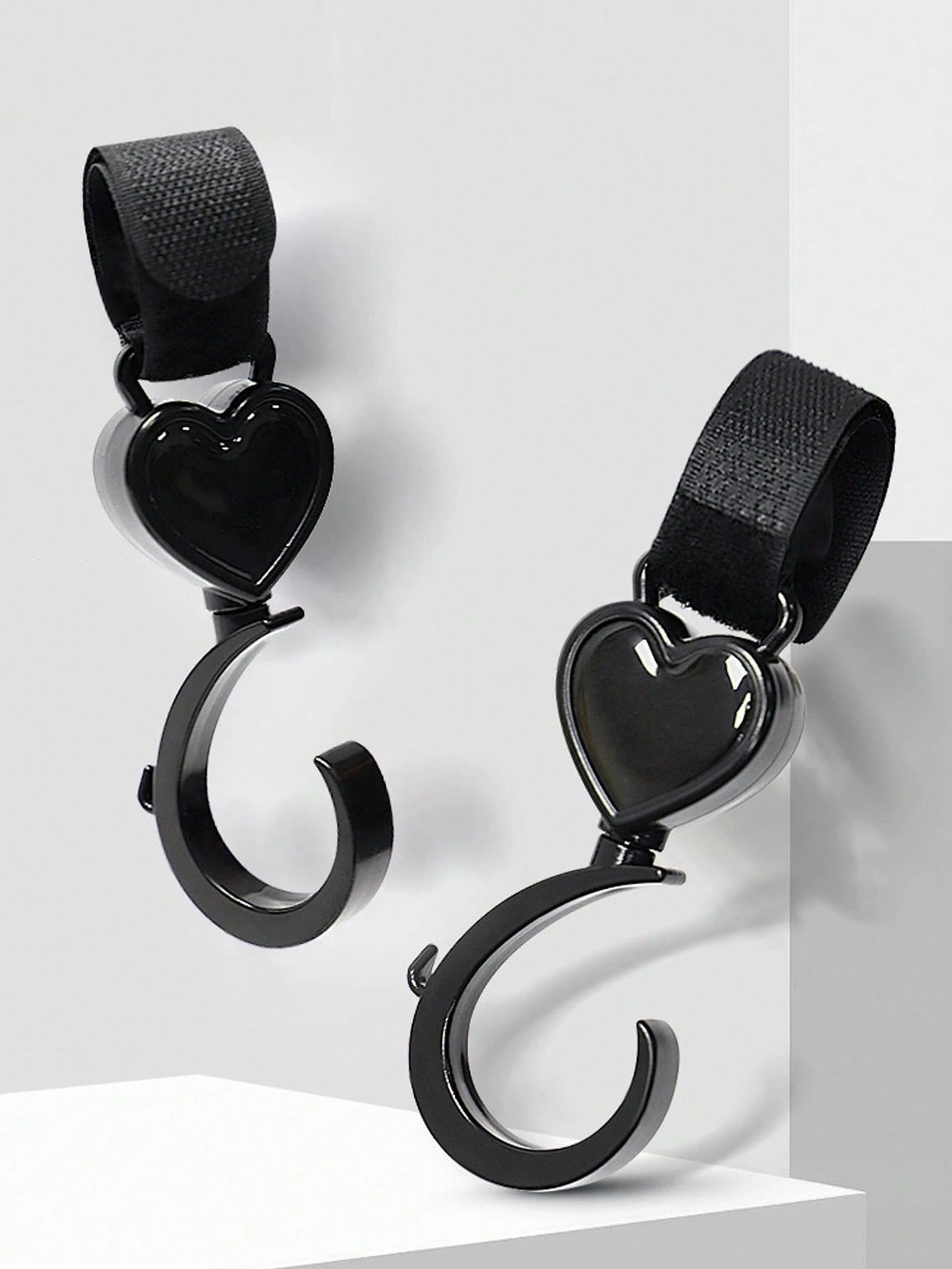 2pcs Black Baby Stroller Hooks: Rotatable And Large-Sized, Convenient For Hanging On Strollers To Carry Bags Hands-Free. With Heart-Shaped Design.