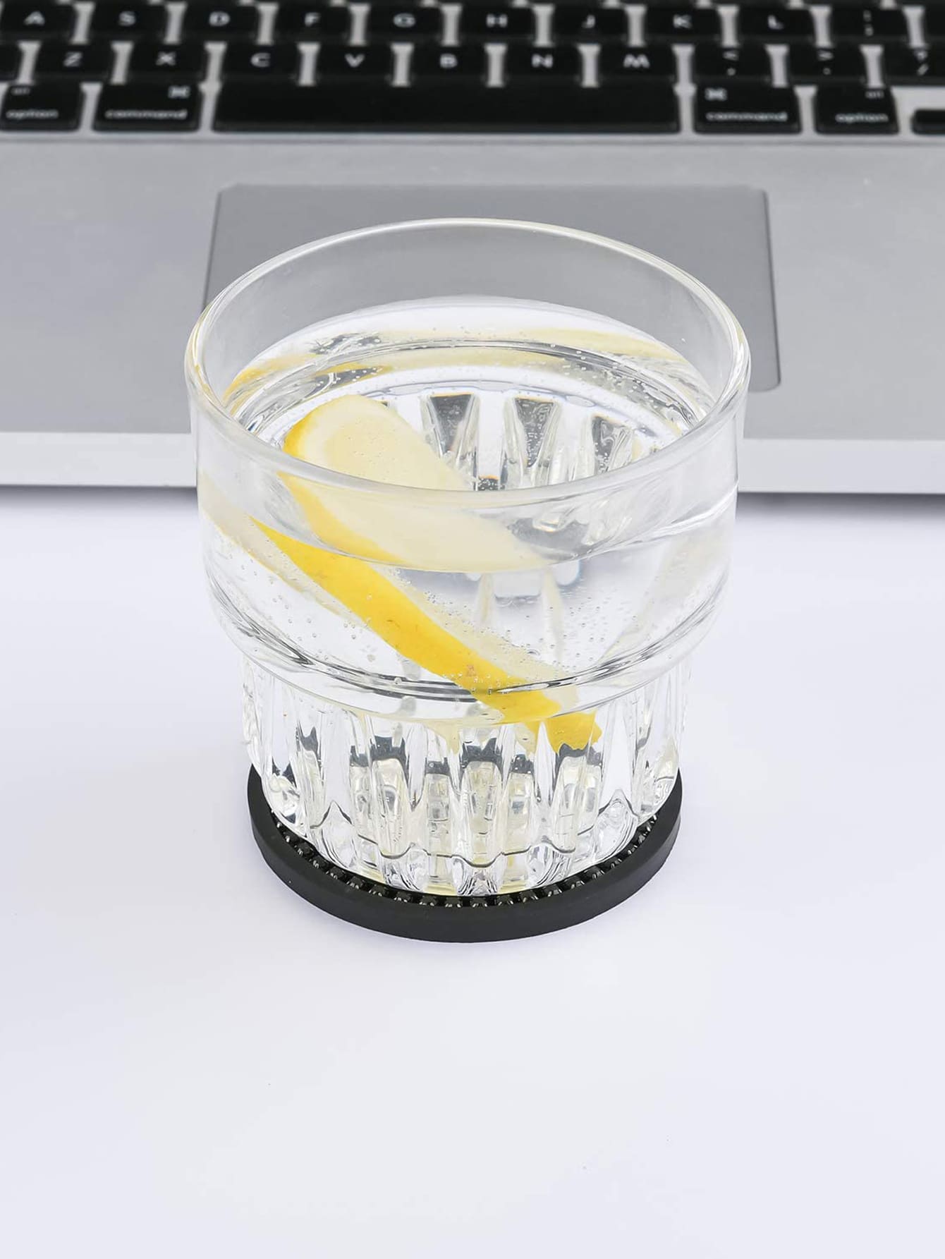 2pcs Honeycomb Embossed Rhinestone Decor Car Coaster