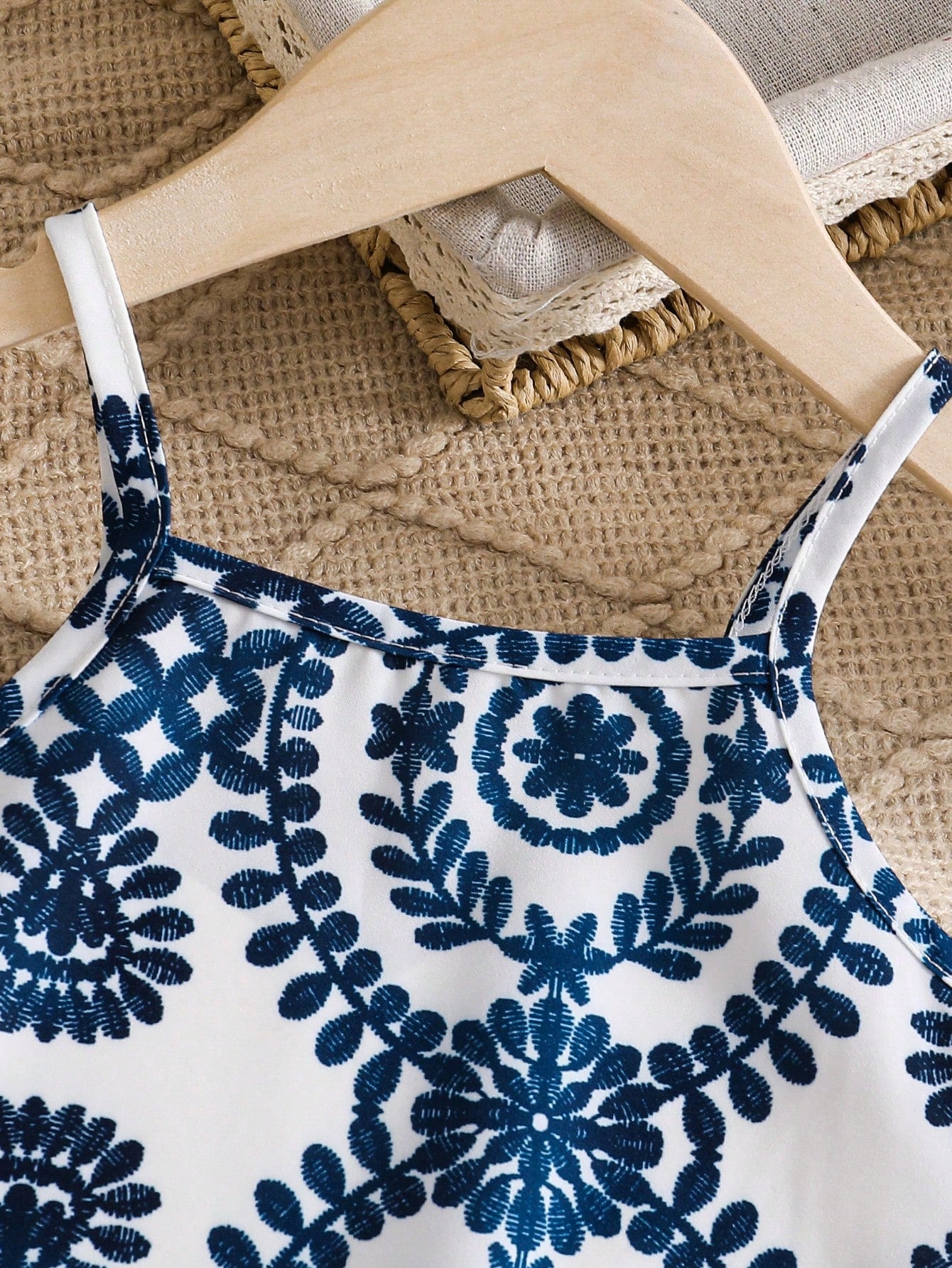 2pcs/Set- Baby Girl Summer Outfit, Blue & White Vintage Pattern 2-Piece Set, Tassel Camisole + Matching Shorts, Vacation Style Eye-Catching Cute Outfit