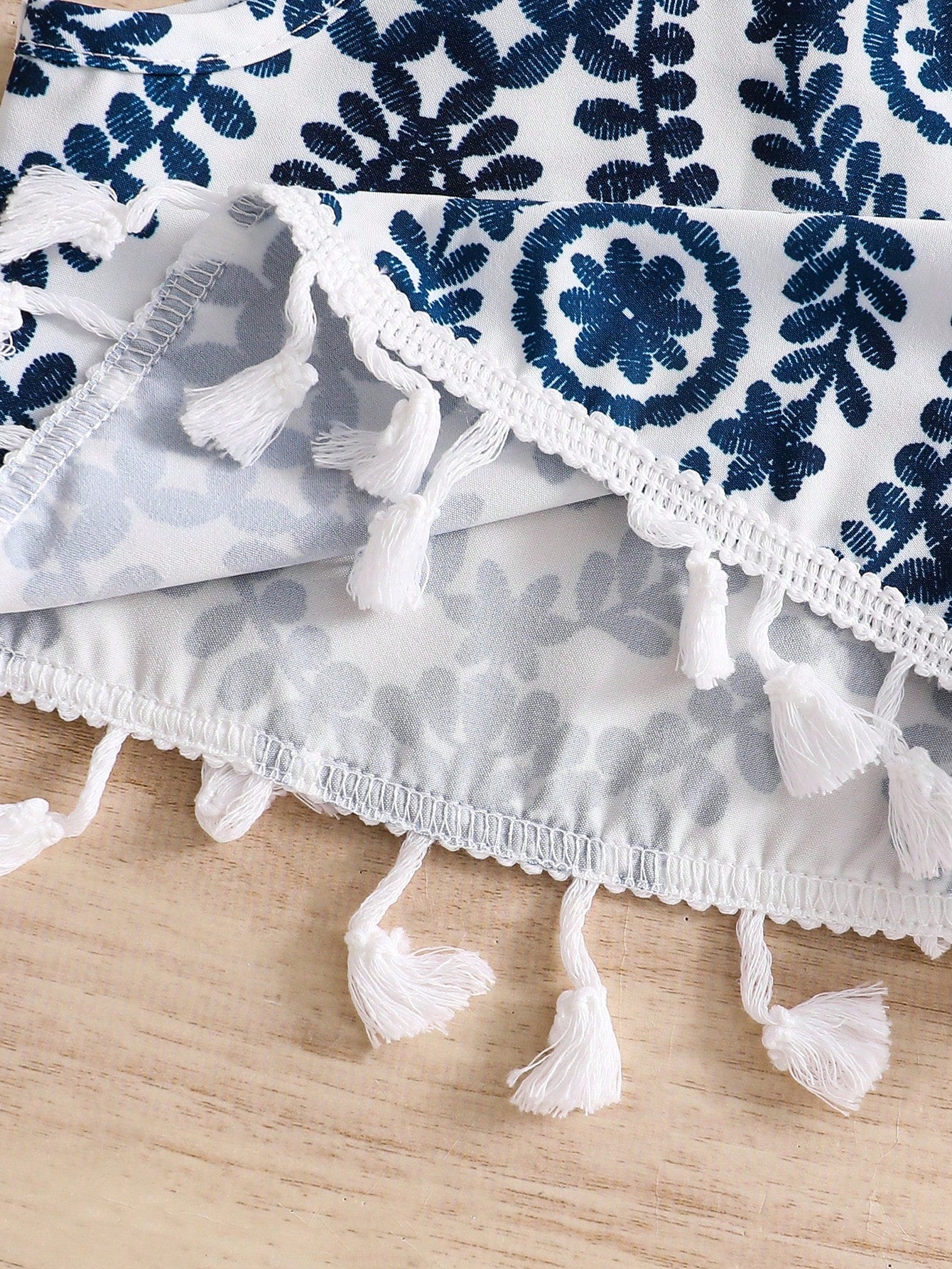2pcs/Set- Baby Girl Summer Outfit, Blue & White Vintage Pattern 2-Piece Set, Tassel Camisole + Matching Shorts, Vacation Style Eye-Catching Cute Outfit
