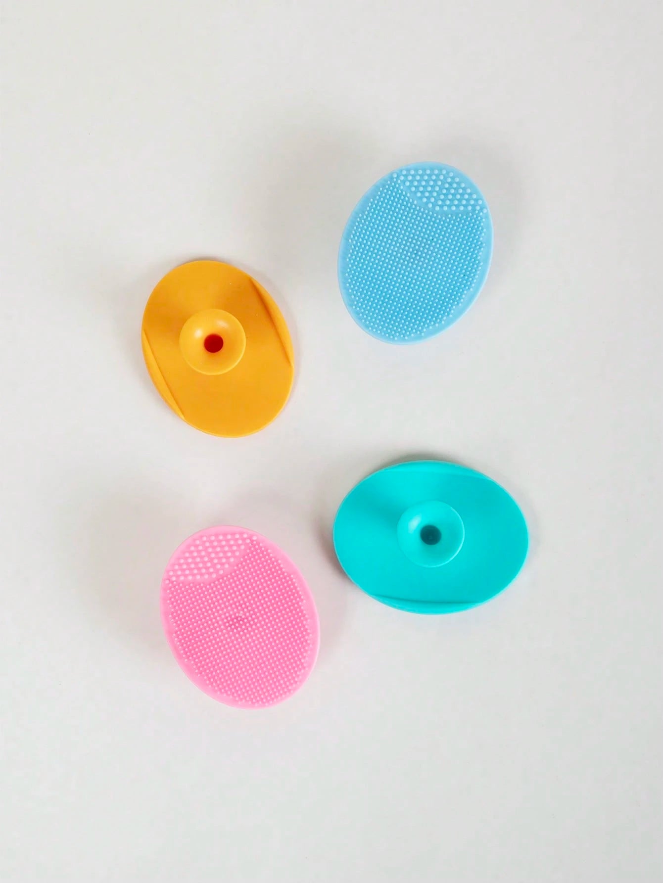 4pcs/2pcs/1pc Small Silicone Facial Cleansing Brush, Baby Shampoo Brush, Blackhead Remover, Soft Round Hair Washing Brush (Random Color)