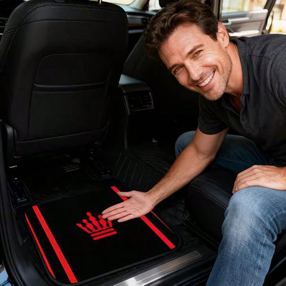 4PCS Red Crown Print Fashion Minimalist Car Floor Mats, Anti-Slip Stable No Displacement, Durable And Wear-Resistant, All-Season Use, Practical Car Interior Decoration Accessories