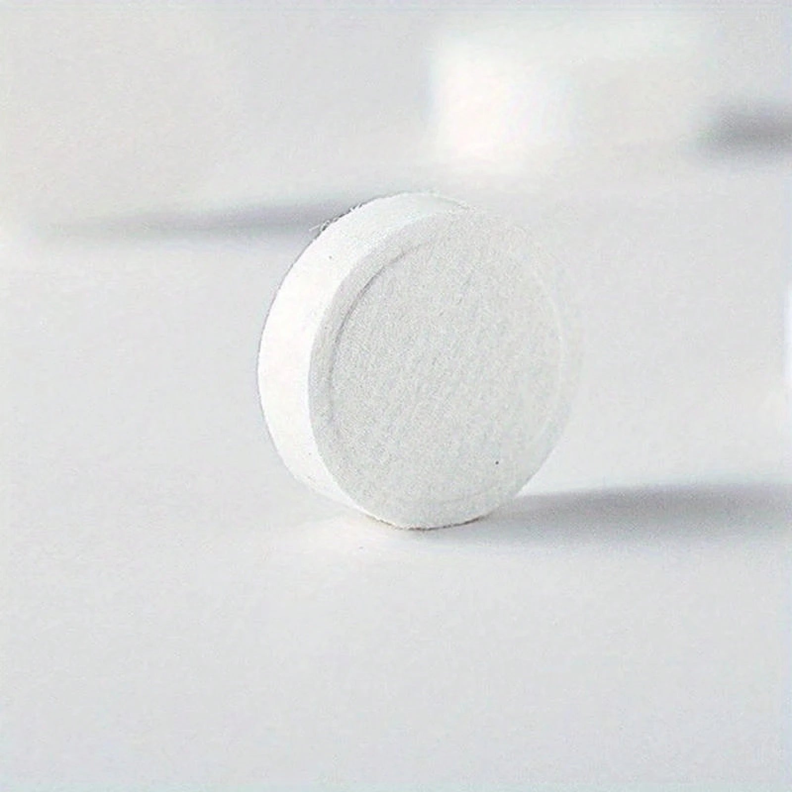 50pcs Disposable Towels Compressed Portable Travel Non-Face Towels Water Wet Wipes Outdoor Moist Tissues Candy Towels