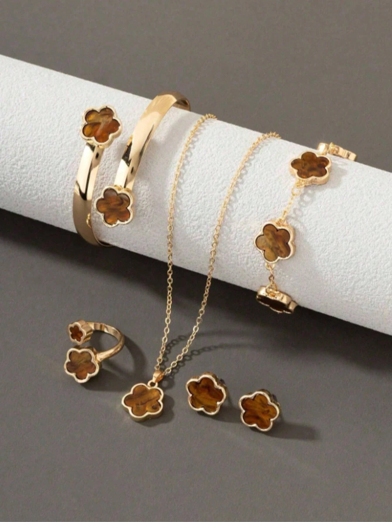 5pcs/Set Minimalist Plant Five-Leaf Flower Jewelry Set, Gold-Plated Stainless Steel Non-Fading, Five-Leaf Clover Gift