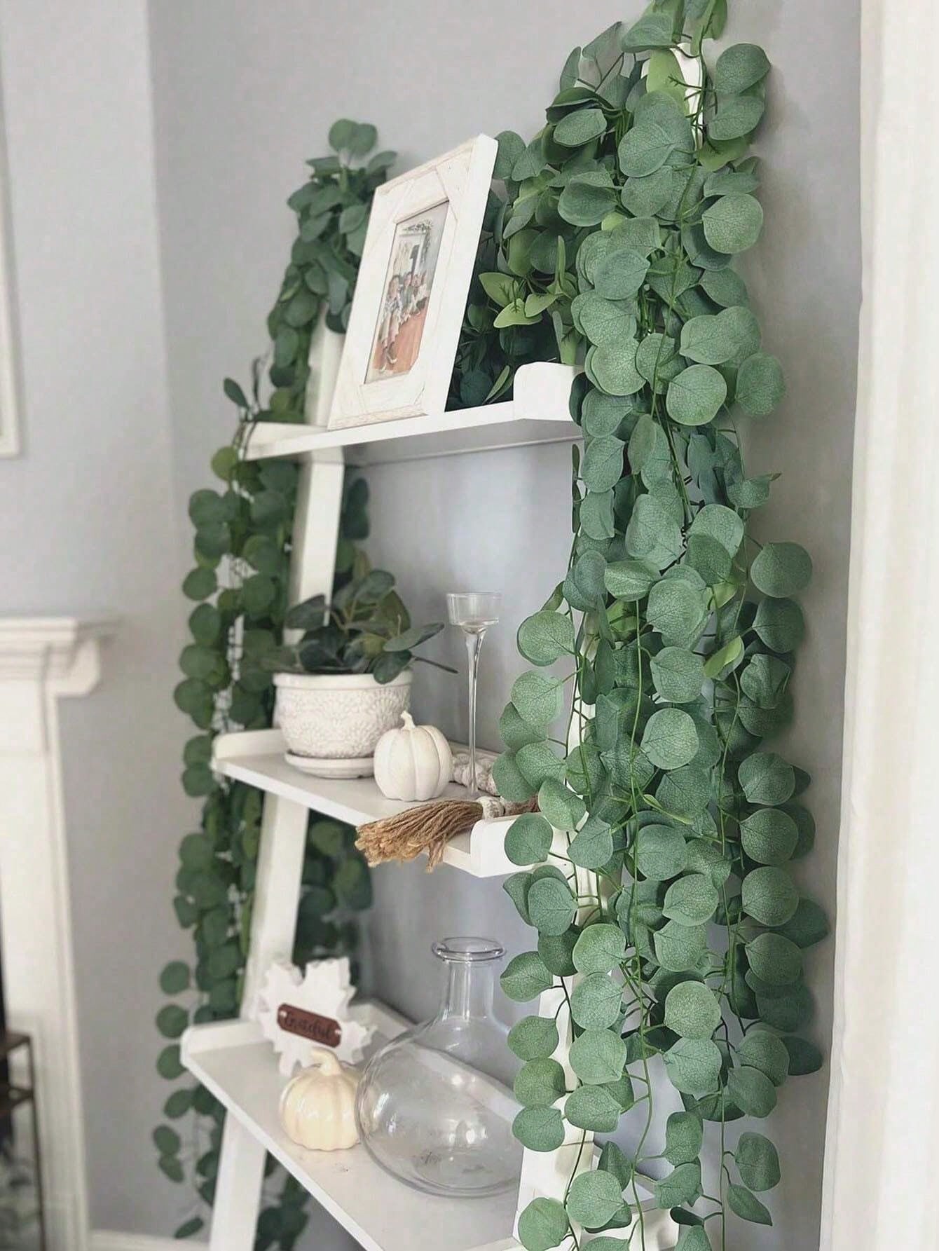 6/12pcs Artificial Eucalyptus Wreath, Artificial Green Wreath, Fake Eucalyptus Leaves, Suitable For Home Decor, Wedding Backdrop, Party Decoration, Birthday, Graduation, Kitchen Decor, Etc.