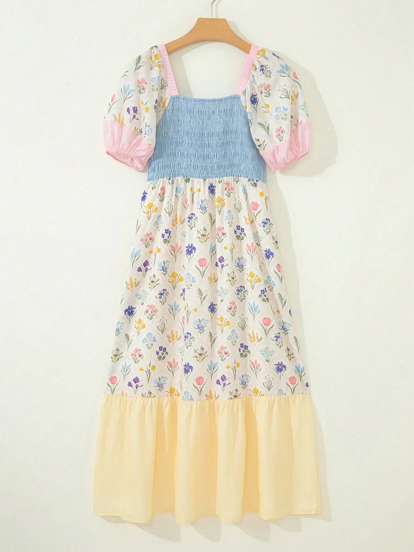 Acelitt Floral Print Pleated Square Neckline Petal Sleeves Ruffled Layered Midi Dress Vacation Elegant Summer