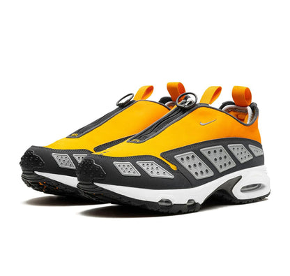 Nike Air Max Sunder "Canyon Gold Deep Ocean"
