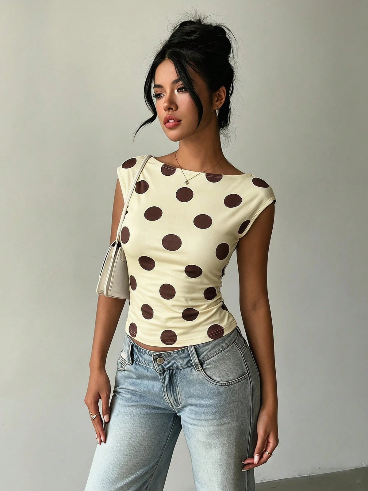 Aloruh Women's Casual Retro Brown Polka Dot Print Short Sleeve T-Shirt, Sexy Backless Top, Summer T-Shirt, Y2K Top Going Out