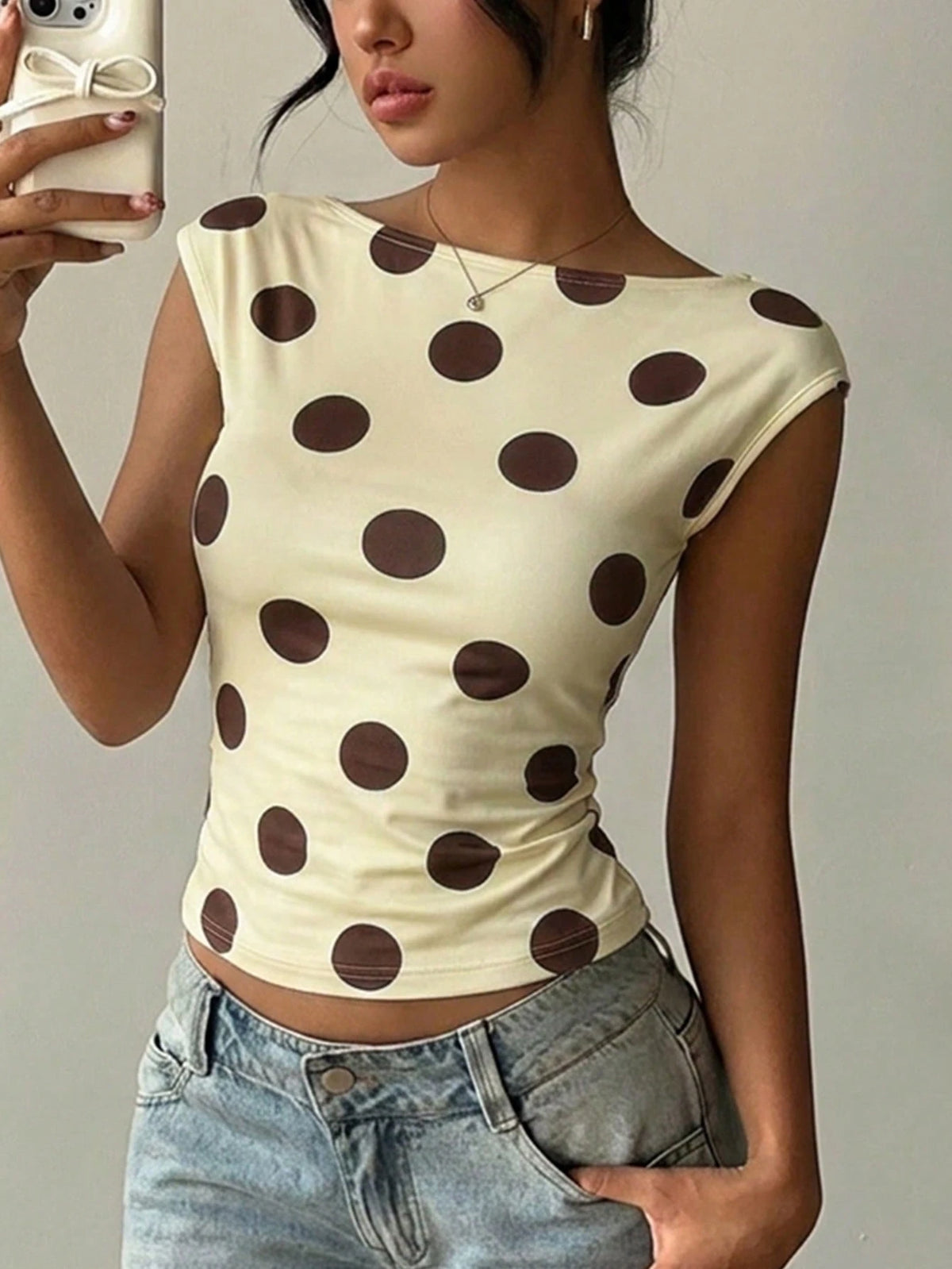 Aloruh Women's Casual Retro Brown Polka Dot Print Short Sleeve T-Shirt, Sexy Backless Top, Summer T-Shirt, Y2K Top Going Out