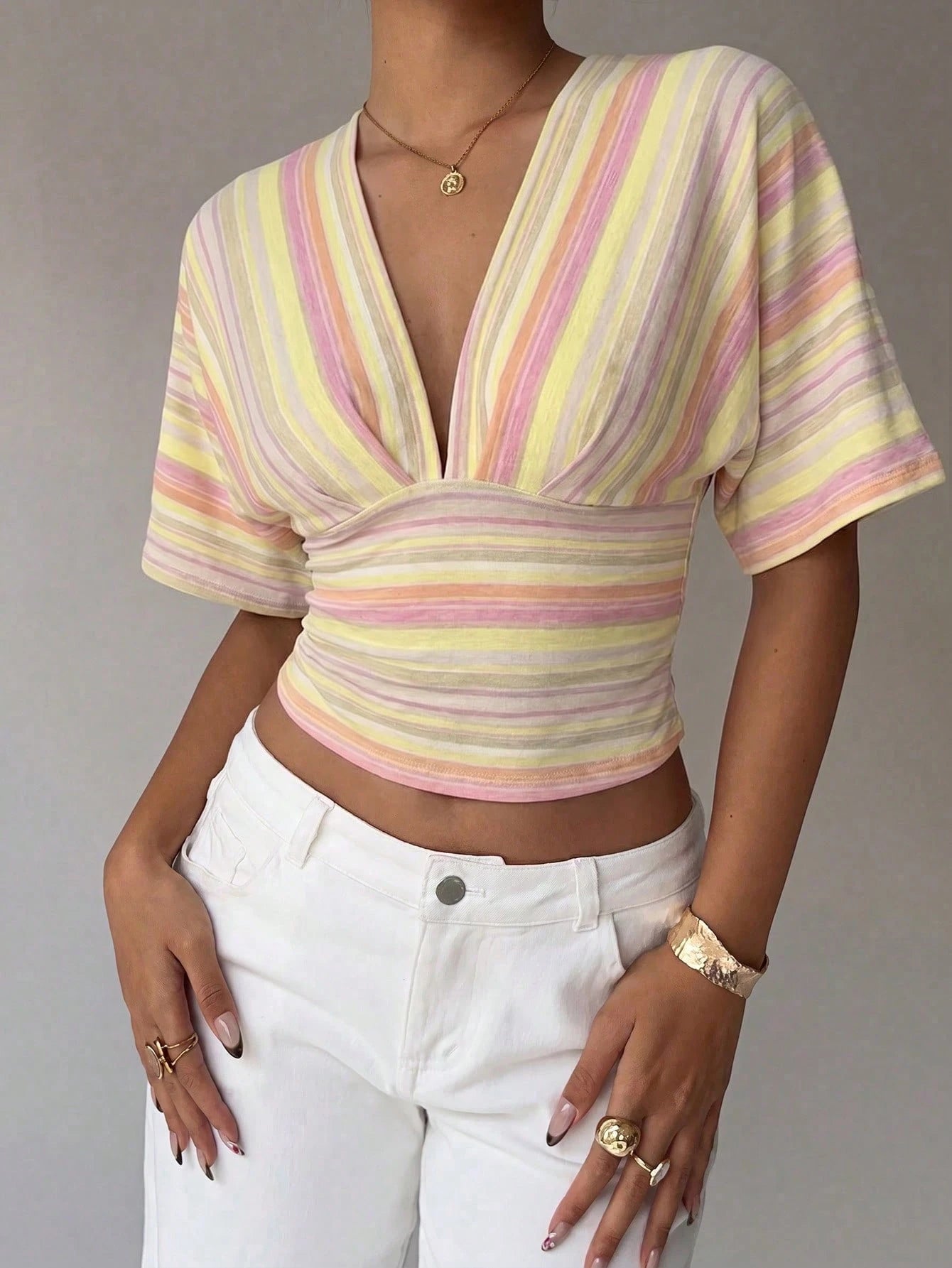 Aloruh Women's Deep V-Neck Striped Colorblock Casual Versatile Daily Wear T-Shirt