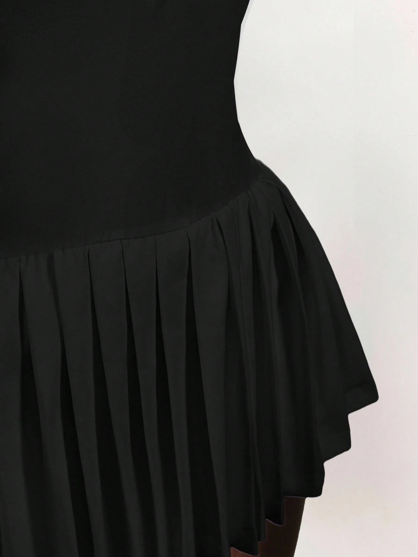 Amplova Polo Collar Deep V Sleeve Pleated Hem Dress Black Dress Short,Party Dress