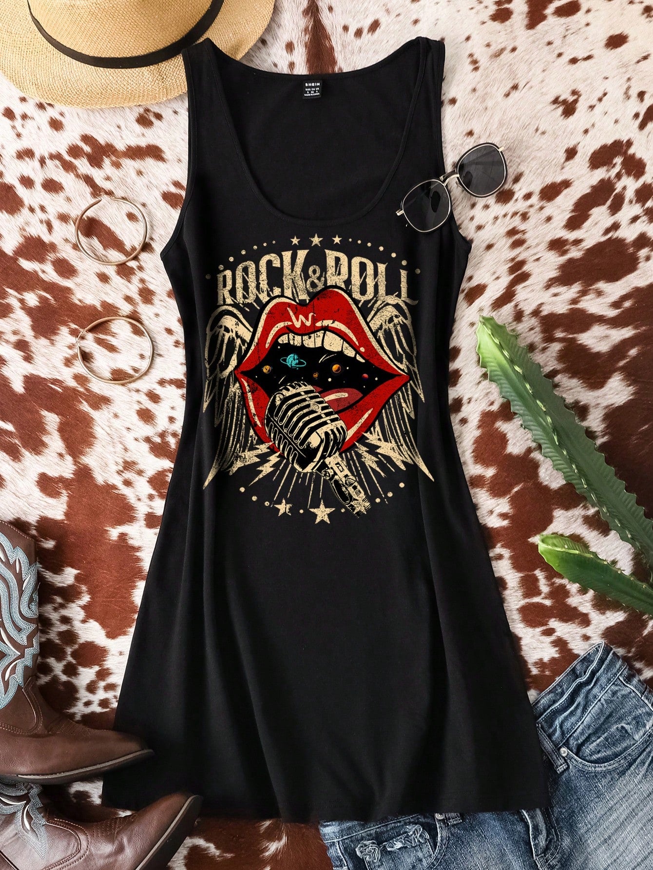 Attitoon Retro Rock Lips Graphic Casual Minimalist Round Neck Sleeveless Dress For Women, Suitable Summer,Summer Dresses Chic