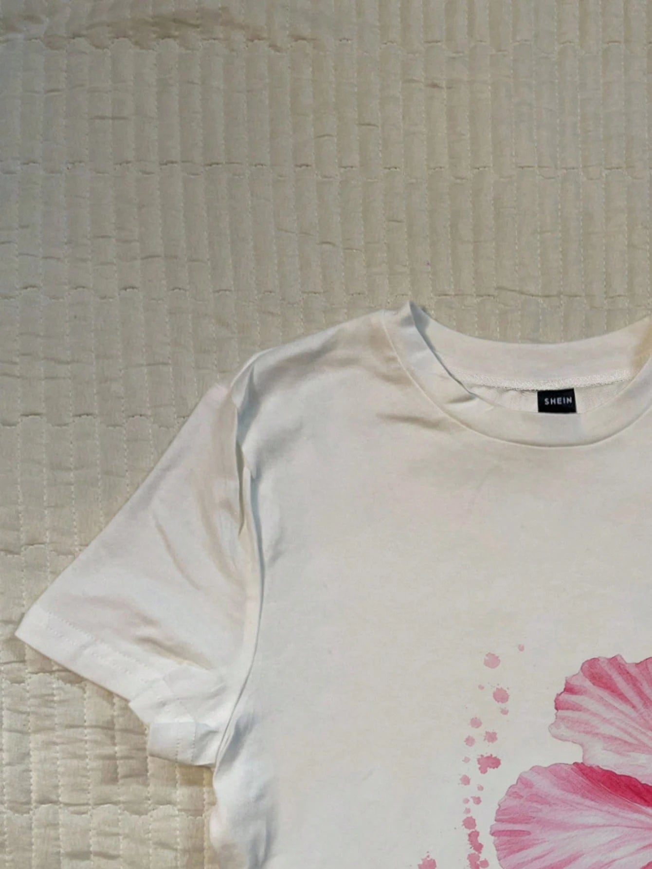 Attitoon Women Summer Floral/Hawaiian Print Short Sleeve Fitted T-Shirt Floral Top Tropical Top Suitable For Going Out