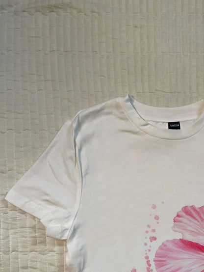 Attitoon Women Summer Floral/Hawaiian Print Short Sleeve Fitted T-Shirt Floral Top Tropical Top Suitable For Going Out
