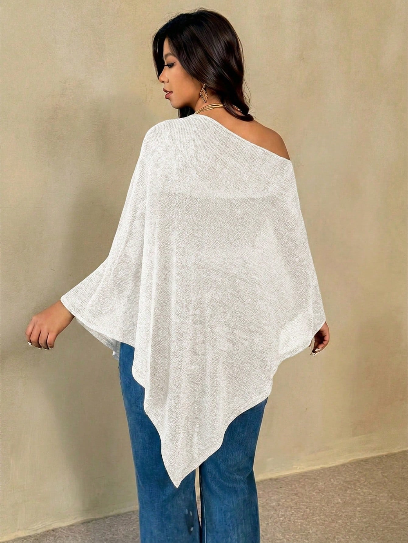 Auralis Plus Size Women's Solid Color Batwing Sleeve Asymmetric Hem Top Fall