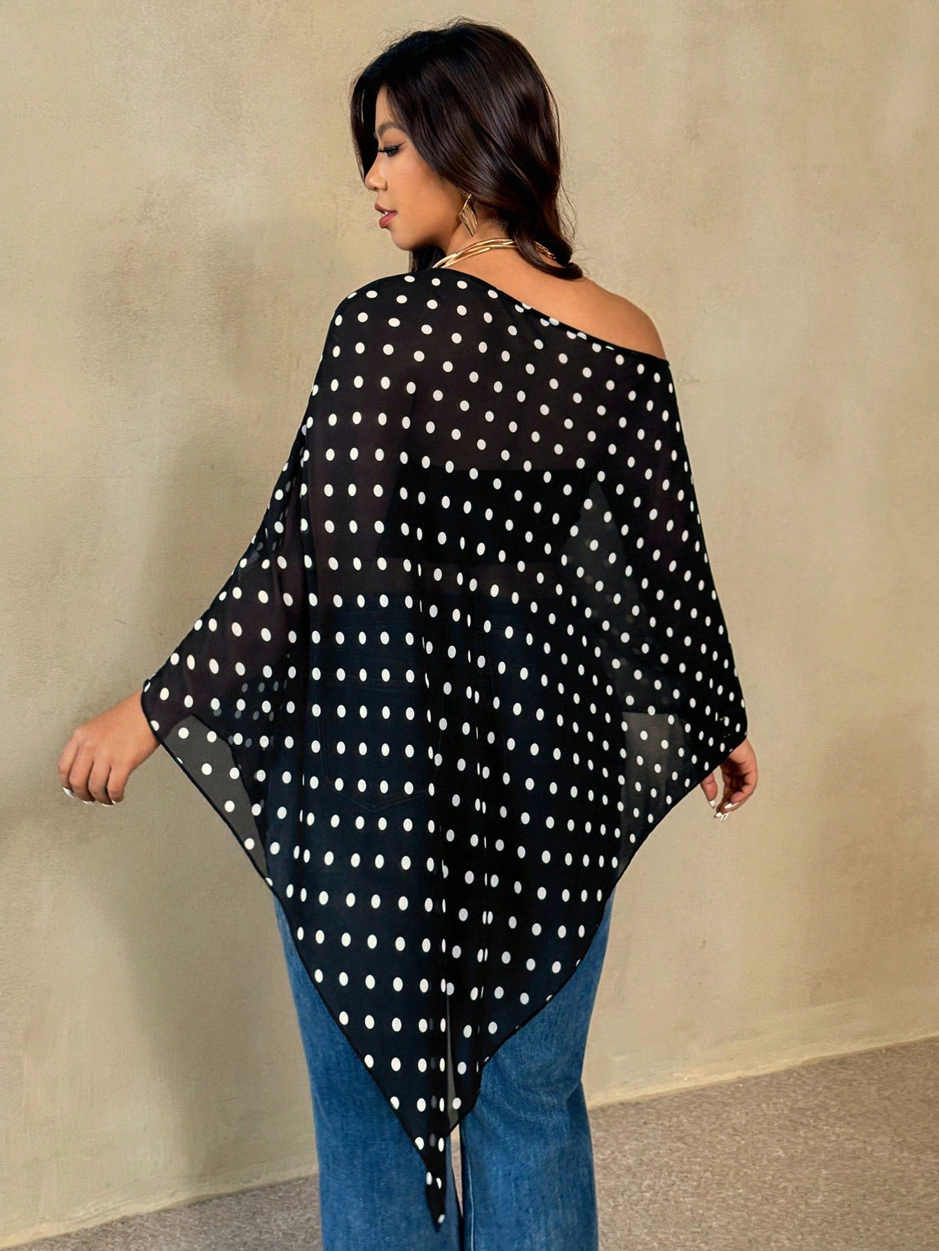 Auralis Plus Size Women's Solid Color Batwing Sleeve Asymmetric Hem Top Fall
