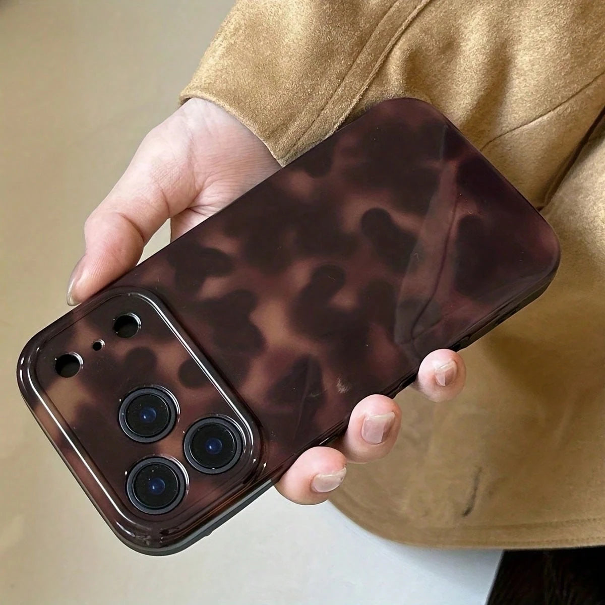Autumn/Winter Creative Amber Leopard Print Phone Case, Suitable For Apple 17 ProMax/16 ProMax/15 ProMax/14 Pro/13 Pro, Unisex Artistic Design