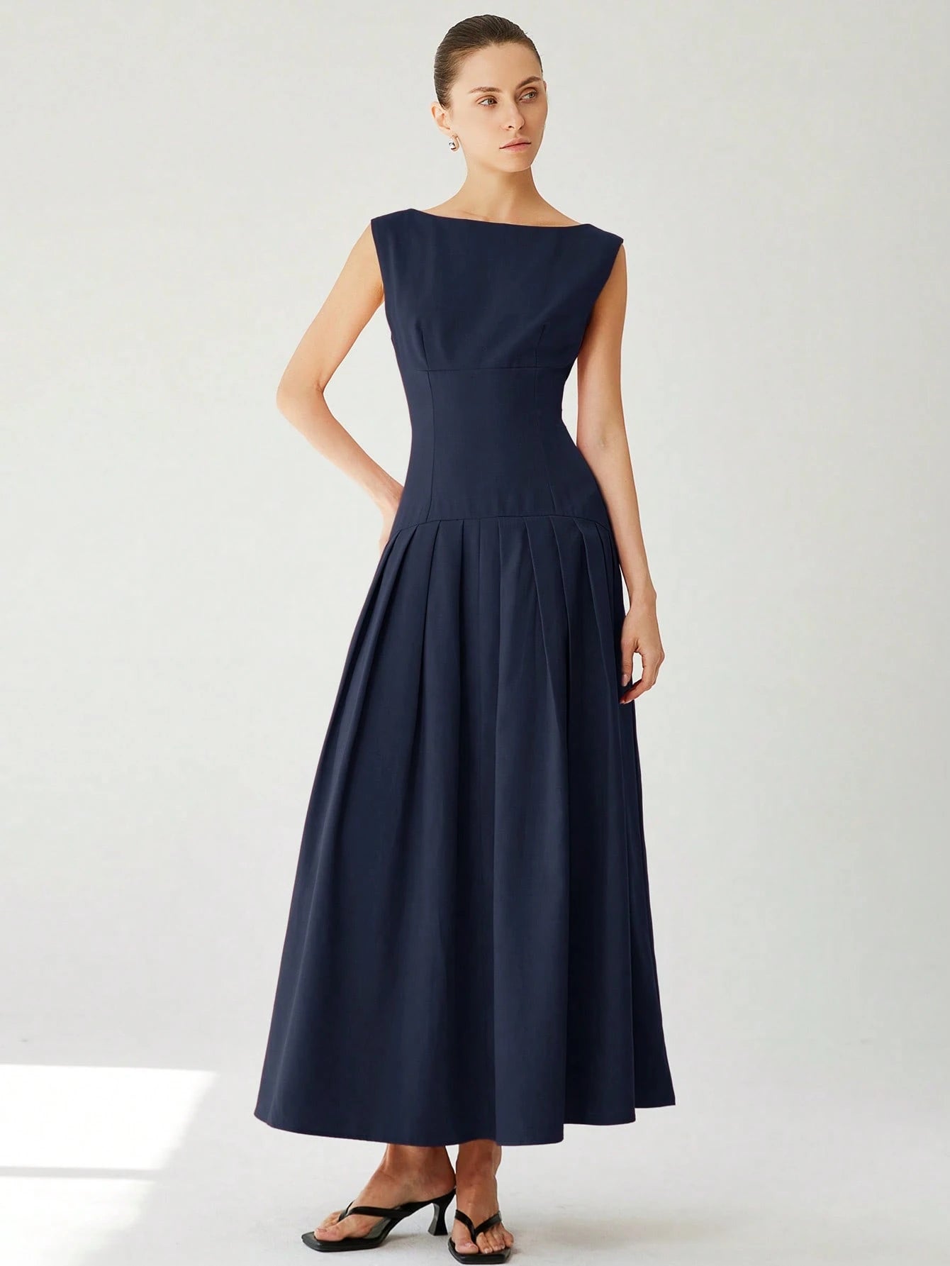 Aveloria Modichic Elegant Commuting Sleeveless Sexy Ruched Low-Waist Ruffled Hem Design Maxi Red Dress For Women, Valentine's Day