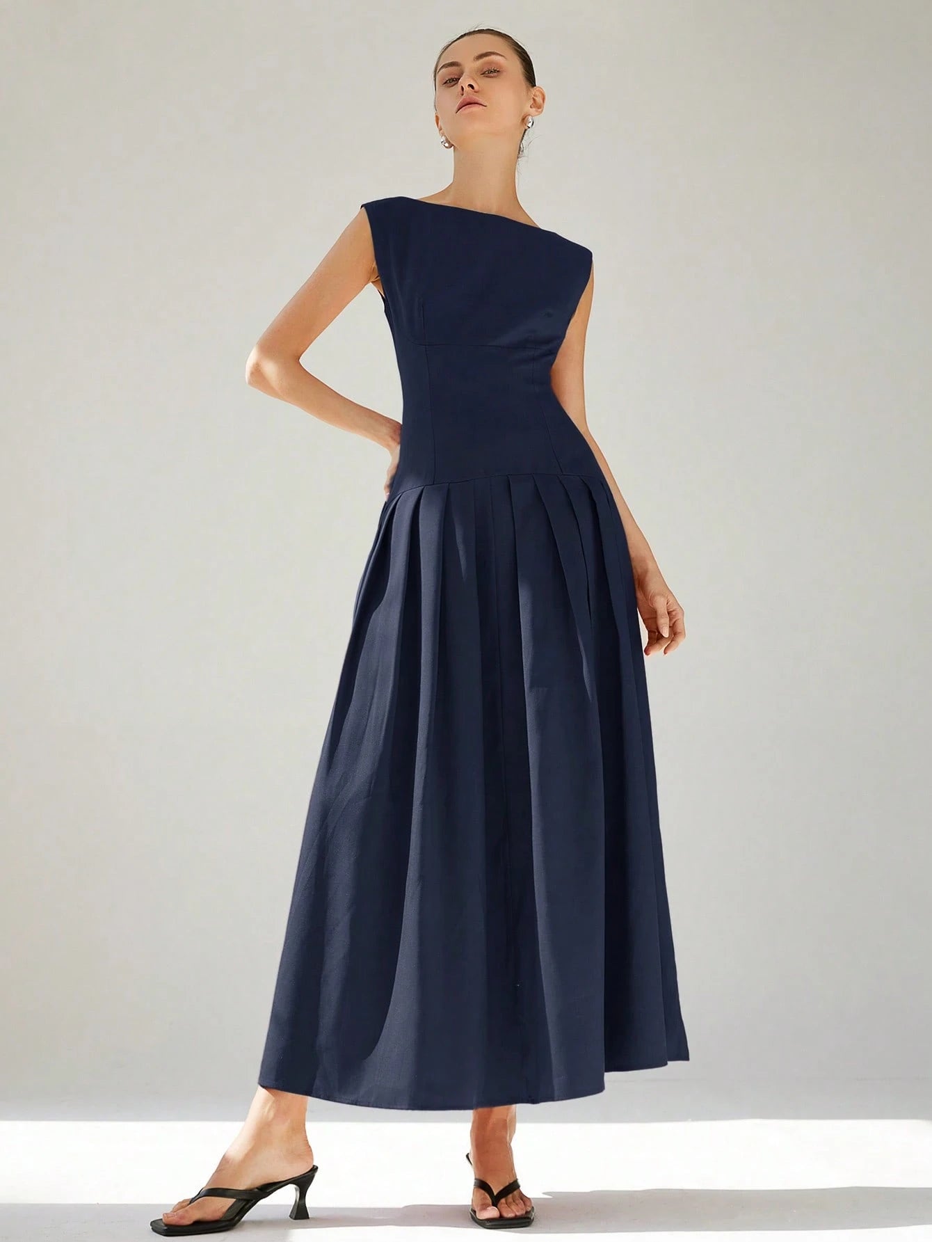 Aveloria Modichic Elegant Commuting Sleeveless Sexy Ruched Low-Waist Ruffled Hem Design Maxi Red Dress For Women, Valentine's Day