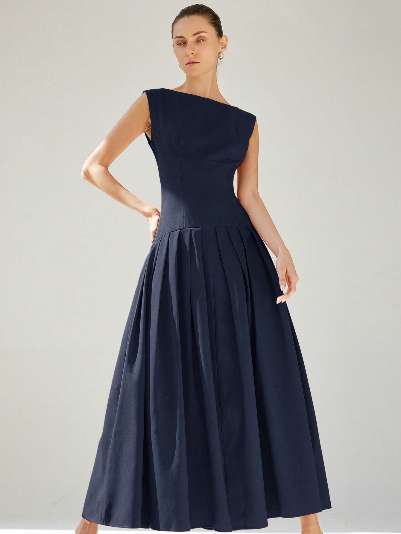 Aveloria Modichic Elegant Commuting Sleeveless Sexy Ruched Low-Waist Ruffled Hem Design Maxi Red Dress For Women, Valentine's Day