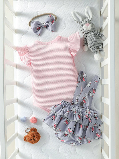 Baby Girl Cartoon Graphic Ruffle Trim Bodysuit & Bow Front Suspender Shorts & Headband