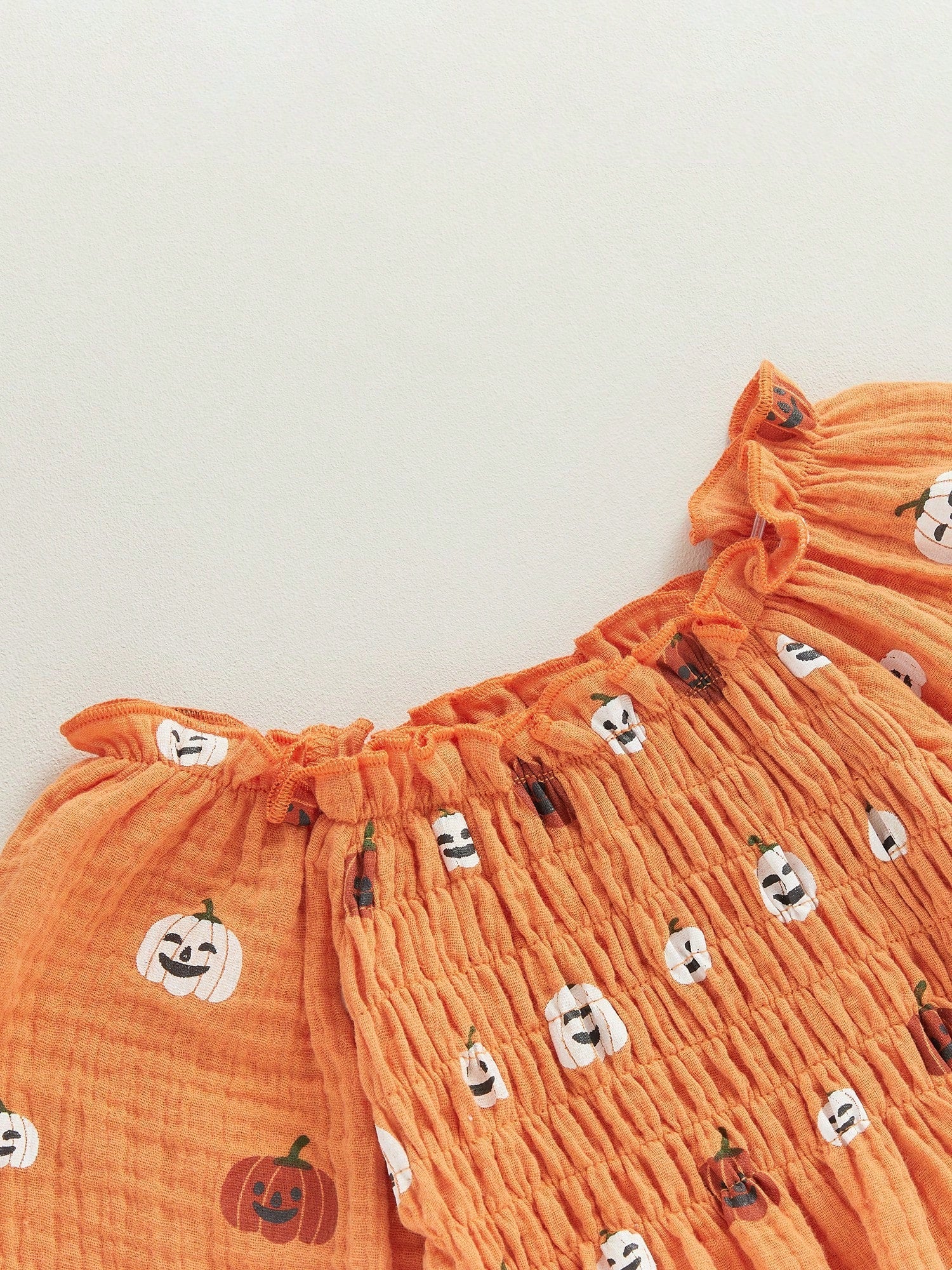 Baby Girl Halloween Romper Pumpkin Smocked Ruched Bubble Romper Bodysuit Off Shoulder Jumpsuit Outfit With Bow Headband