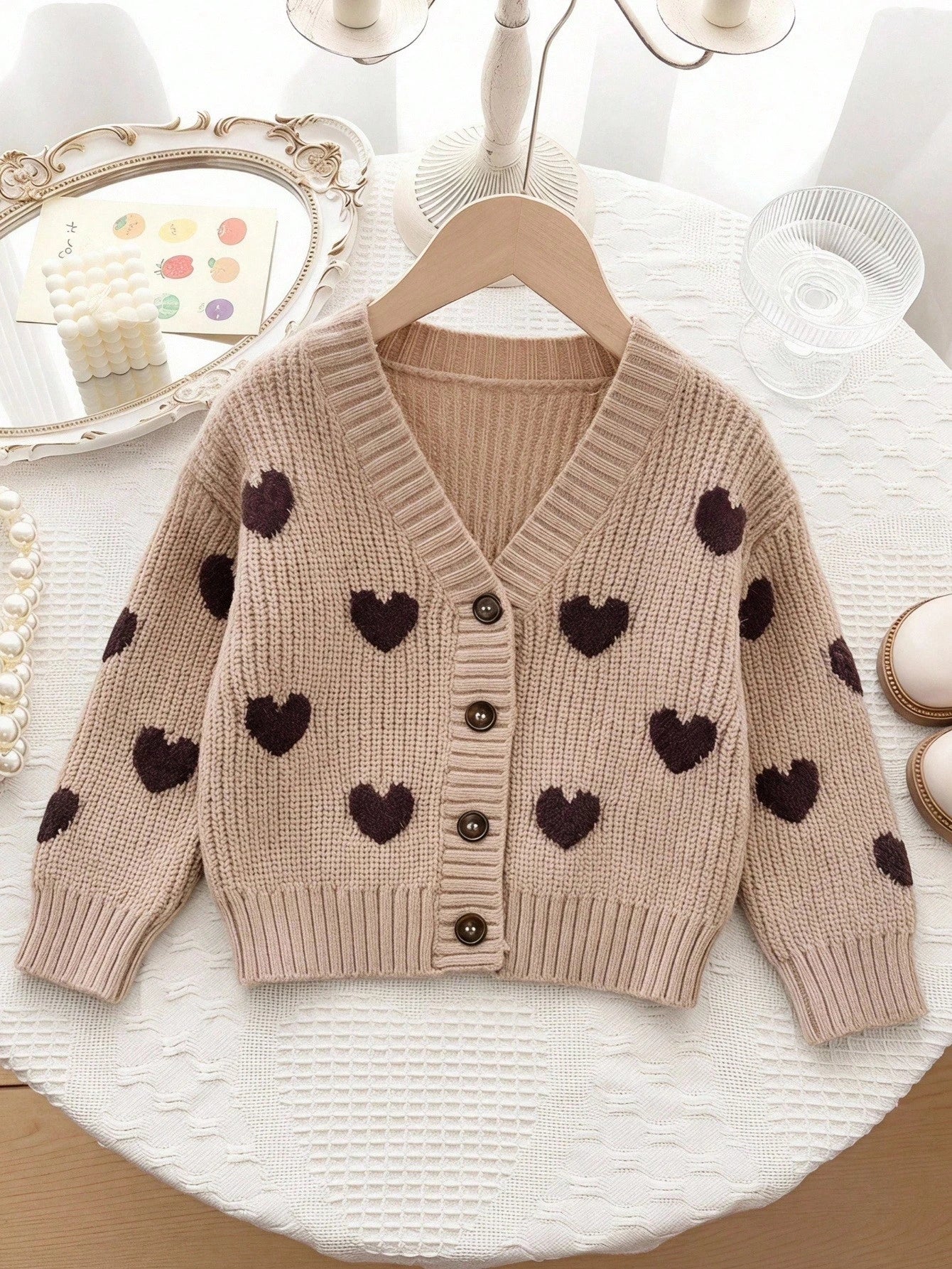 Baby Girl Knit Heart Pattern V-Neck Casual 2016 Aesthetic Cute Kawaii Cardigan Family Matching Mommy And Me Photoshoot Beige Autumn Fall Clothes