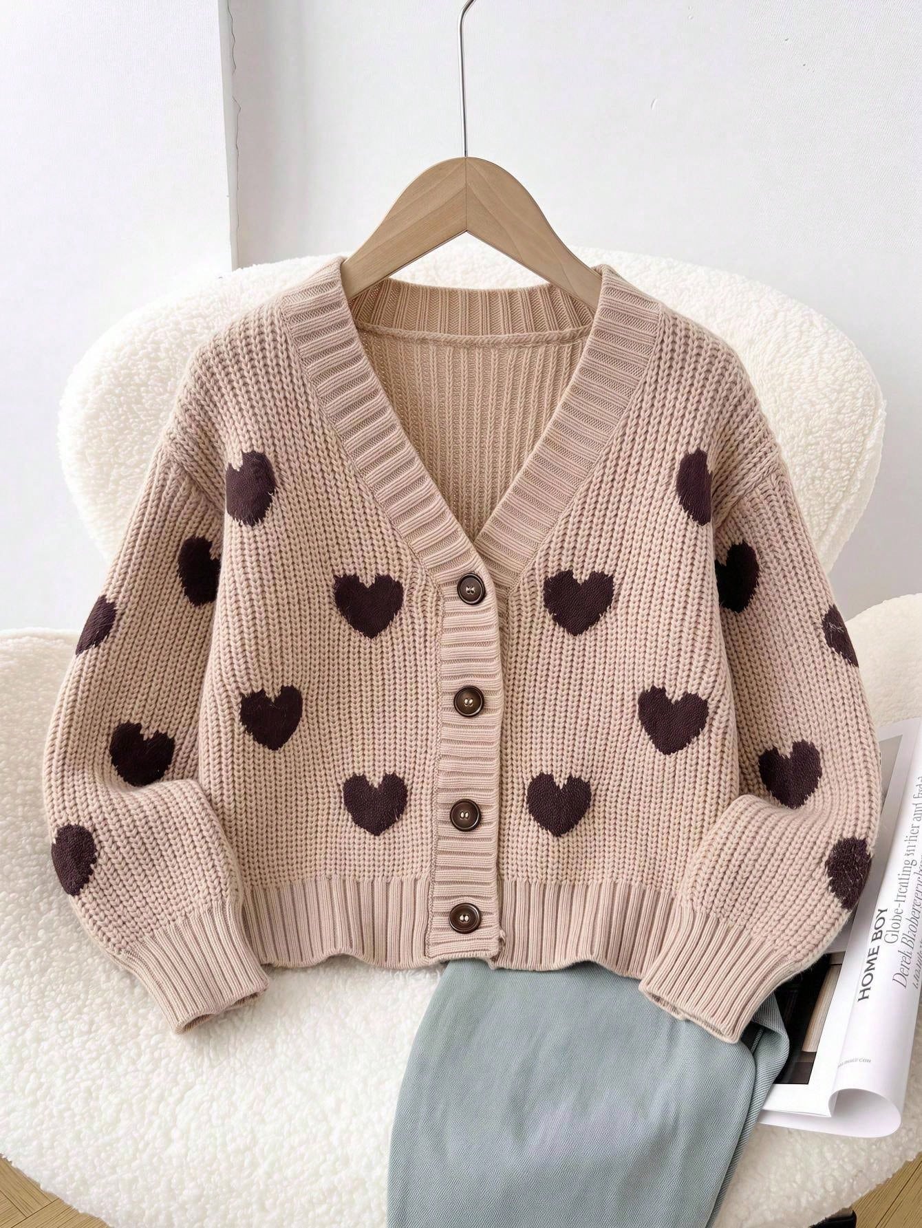 Baby Girl Knit Heart Pattern V-Neck Casual 2016 Aesthetic Cute Kawaii Cardigan Family Matching Mommy And Me Photoshoot Beige Autumn Fall Clothes
