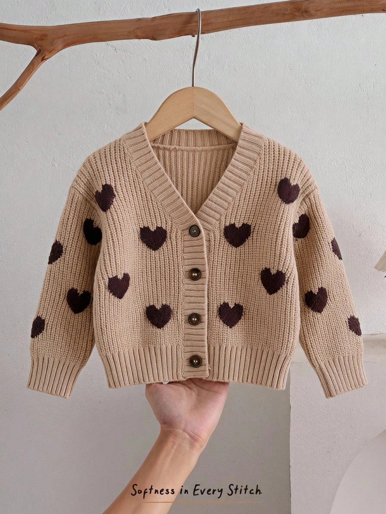Baby Girl Knit Heart Pattern V-Neck Casual 2016 Aesthetic Cute Kawaii Cardigan Family Matching Mommy And Me Photoshoot Beige Autumn Fall Clothes