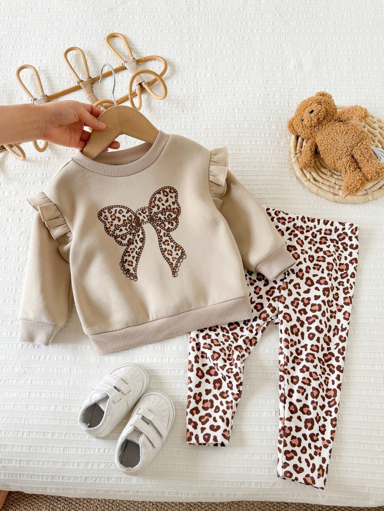 Baby Girl Knit Solid Color Bow Pattern Ruffle Casual Sweatshirt & Leopard Print Long Autumn Winter Pants 2-Piece Set, Fleece Lined Brushed Thick