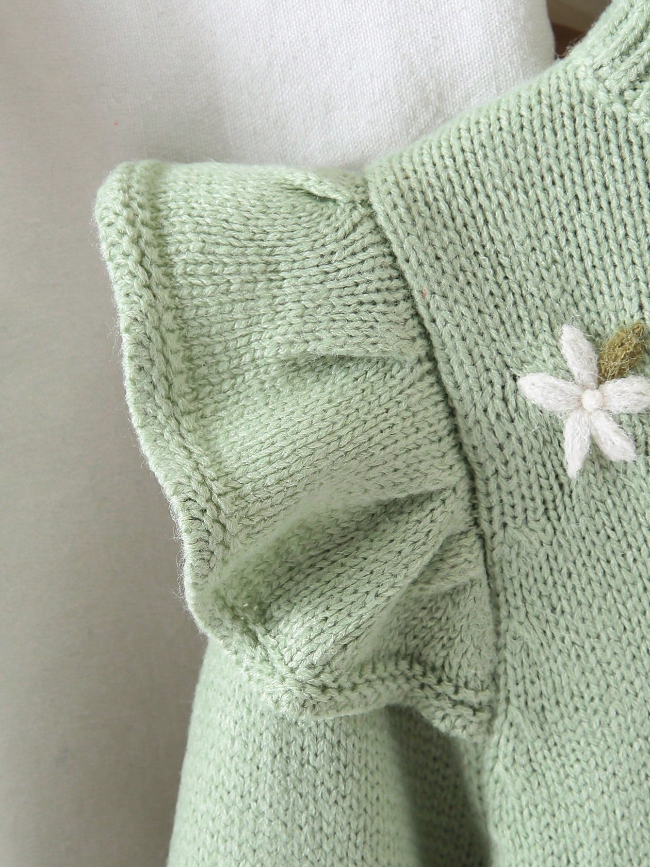Baby Girls Cardigans, Round Neck Knitted Cardigan, Green Hand-Embroidered Sweater, Heavy Workmanship, Exquisite Cartoon Cute Flutter Sleeve, Lady Style, Simple Basic Versatile, Comfortable Soft