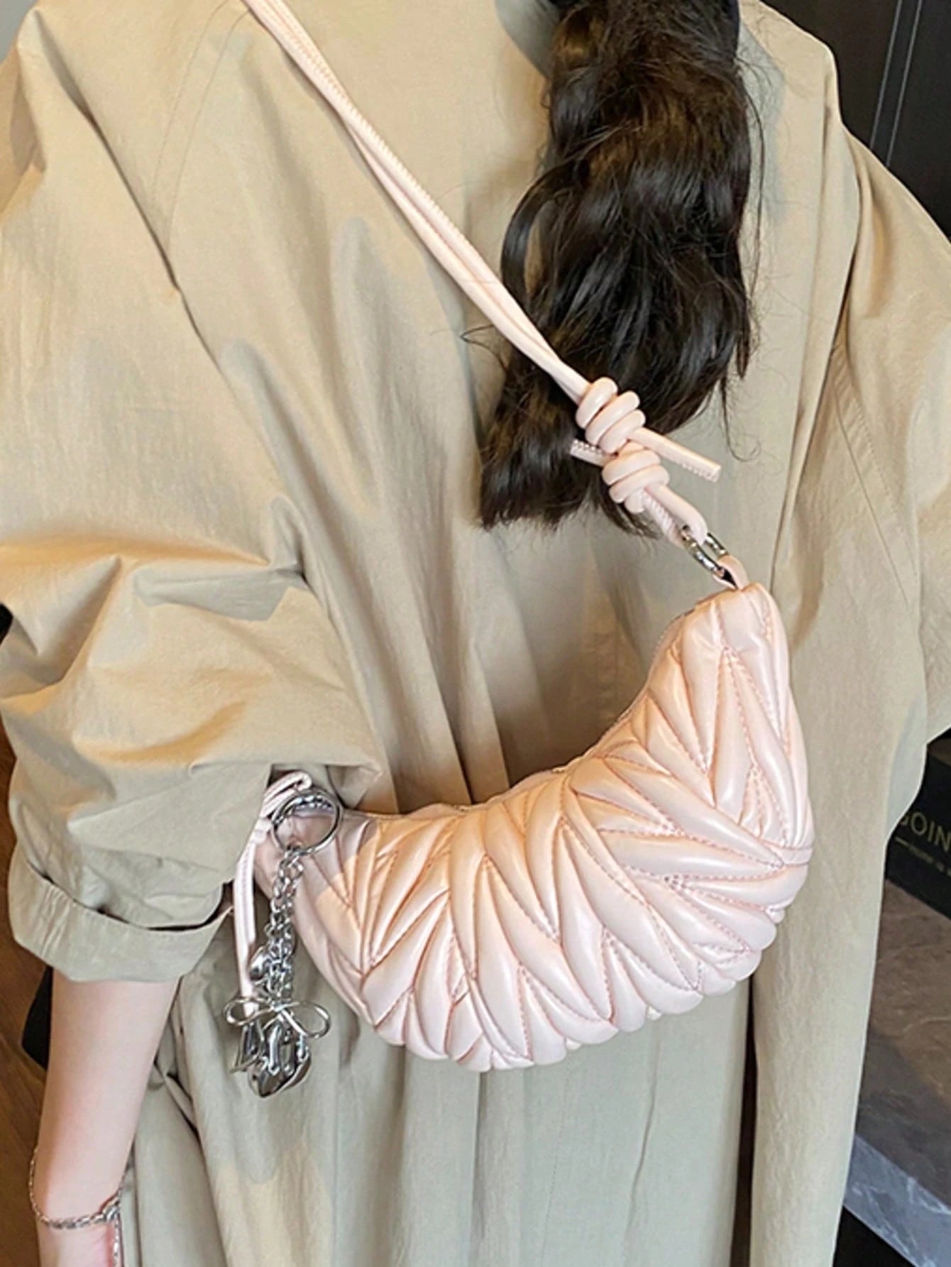 BAILEE Stylish Casual, Solid-Colored PU Single-Strap Bag With Quilted Binding And Shoulder Strap. Perfect For Outfits And As A Gift.