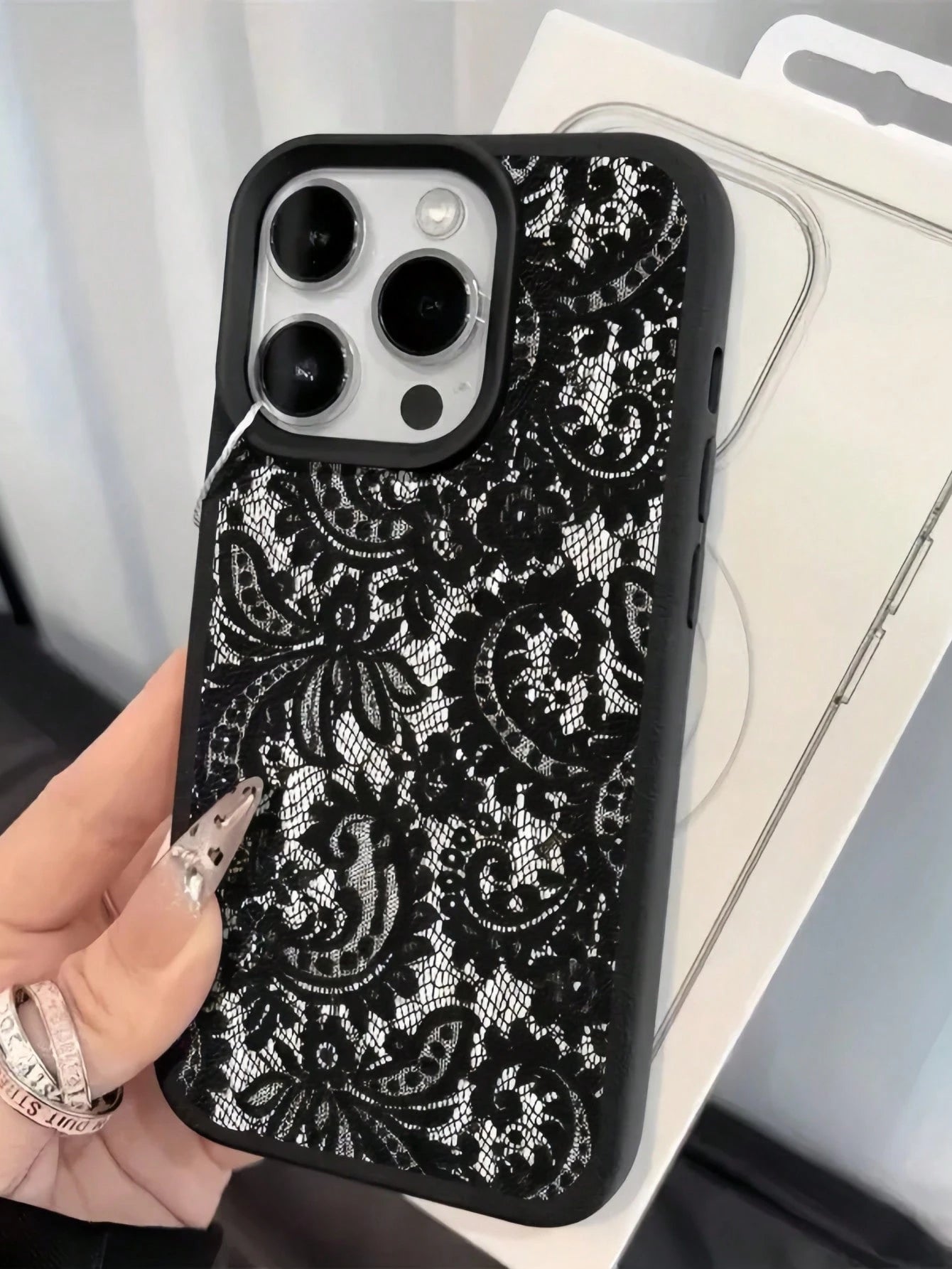 Black Lace Fashion TPU 1pc Black Lace Flower Textured Matte Anti-Fall TPU Fashionable Phone Protective Case Compatible With IPhone 16, 15, 14, 13, 12, 11, 17 Pro Max Anniversary Gift