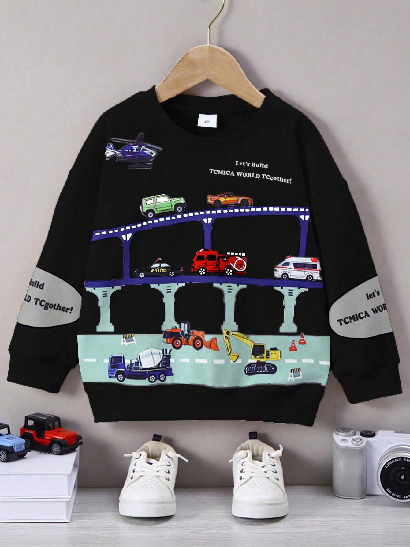 Boys 1pc Casual English Car Graphic Black & Grey Drop Shoulder Loose Lightweight Fabric Long Sleeve Sweatshirt Spring/Autumn