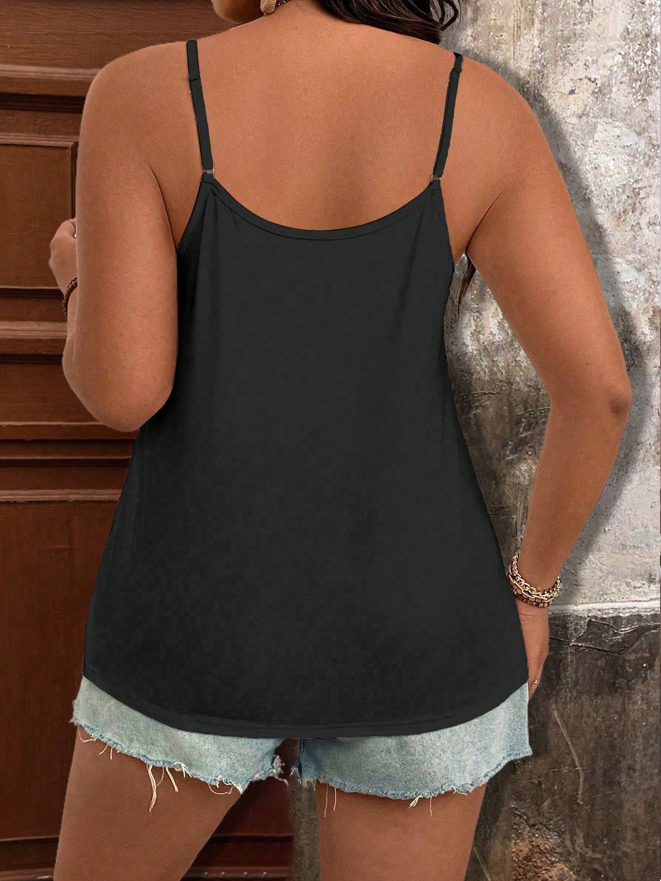 Breezaya Plus Size Plain Sleeveless Hollow-Out Casual Tank Top