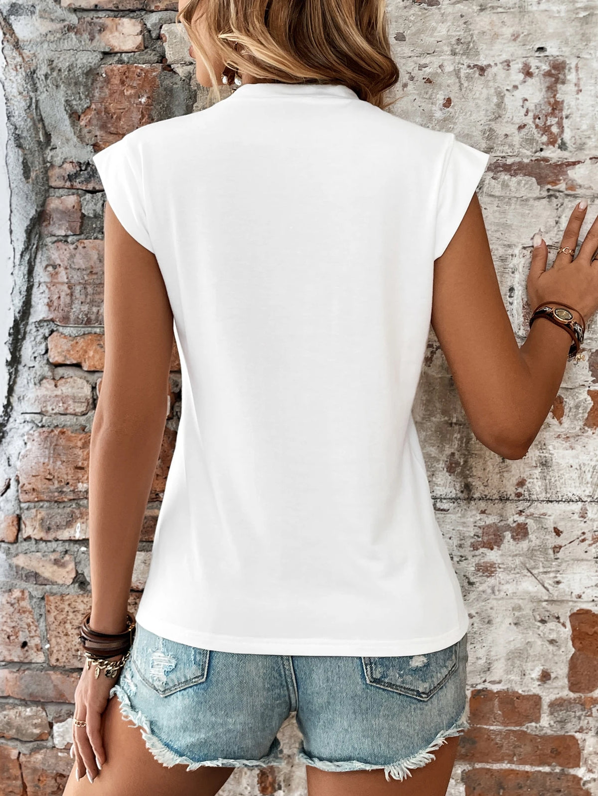 Breezaya Solid Round Neck Tee