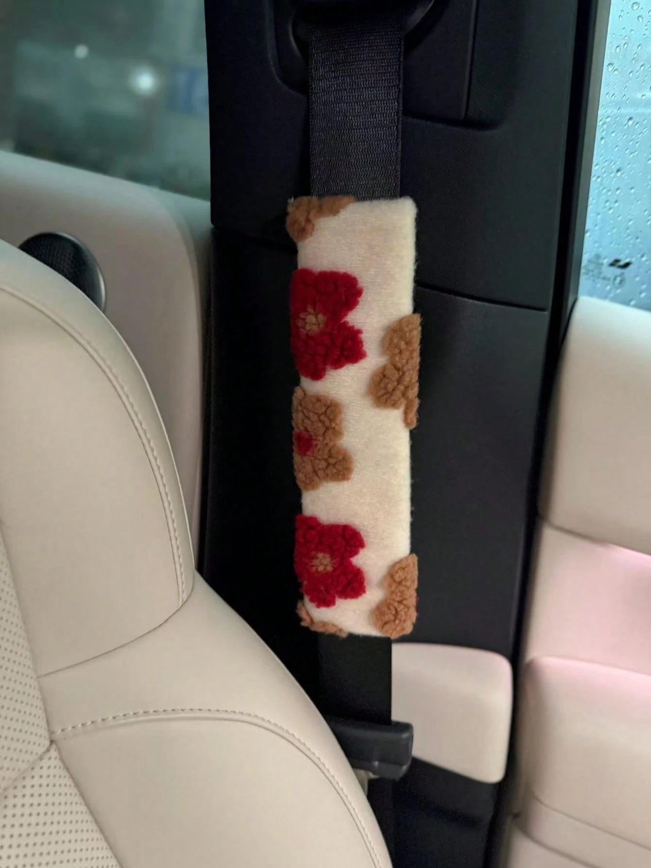 Car Seat Belt Flower Lambswool Shoulder Pad Anti-Wear Clothes Protective Cover Lambswool Three-Dimensional Carved Anti-Tightening Insurance Decorative Cover